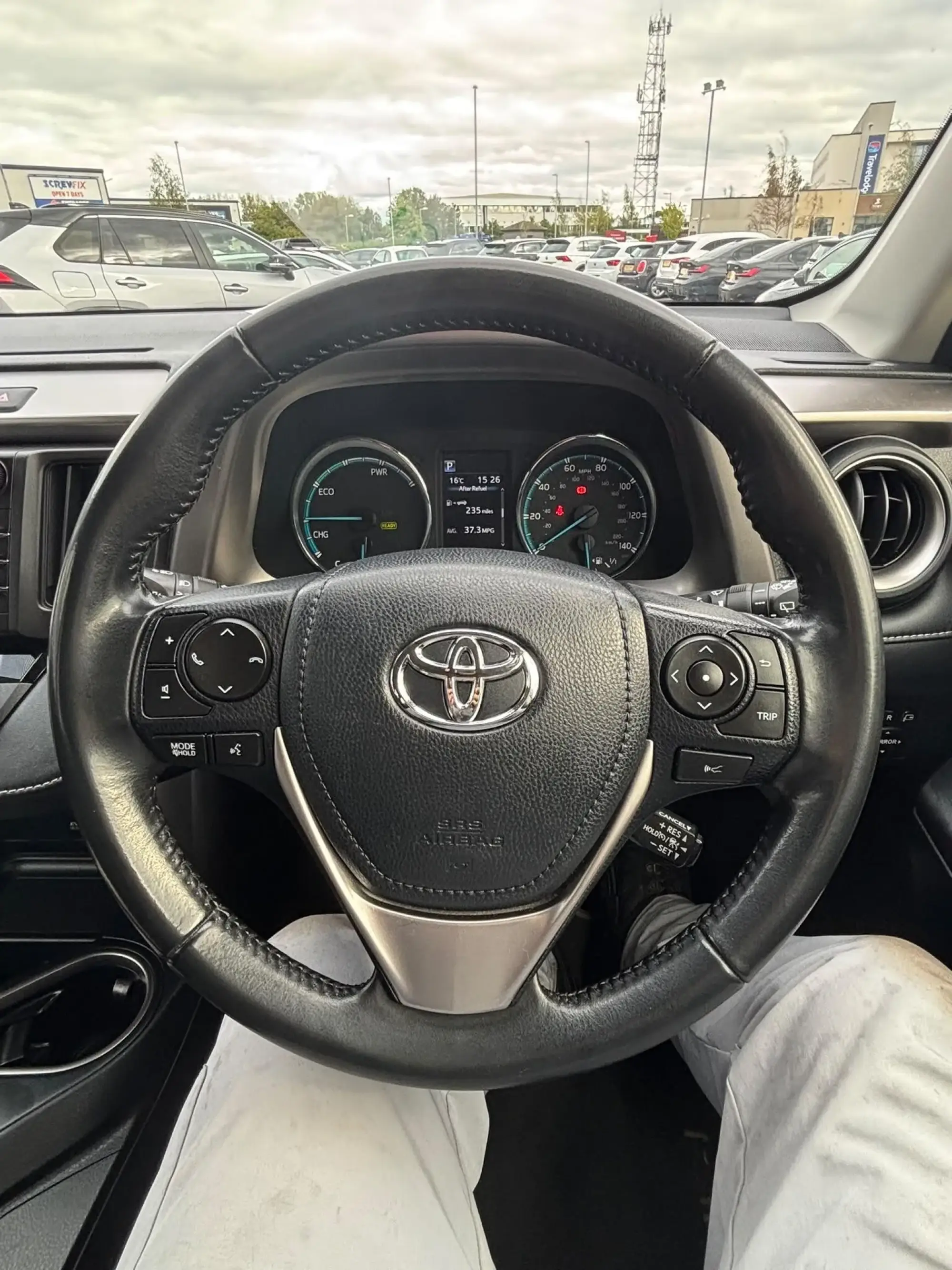 Toyota RAV4 Self-Charging Hybrid Image 15 Toyota RAV4 Self-Charging Hybrid Image 15