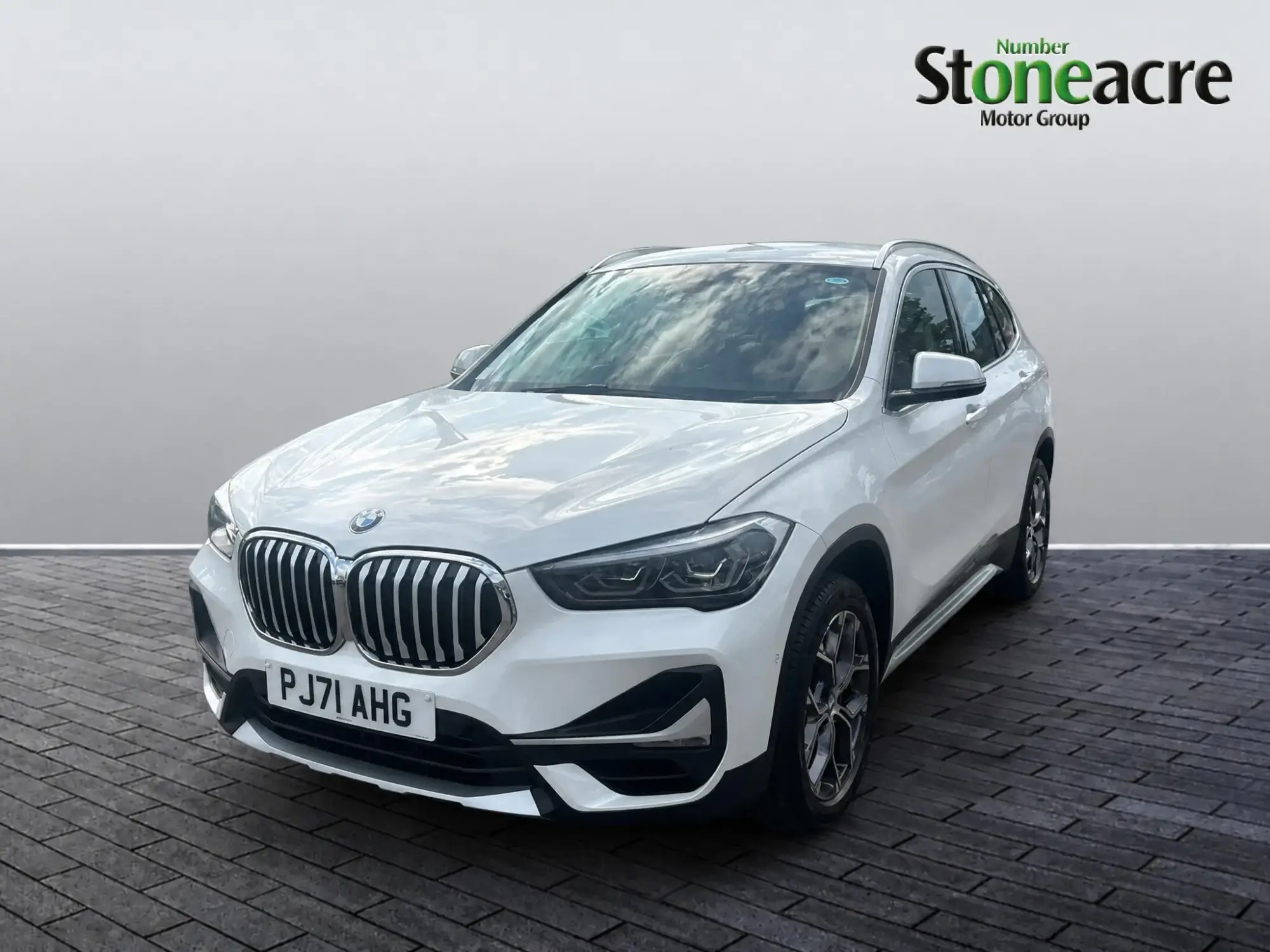 BMW X1 2.0 20i xLine Auto xDrive Euro 6 (s/s) 5dr PJ71AHG Image 3 BMW X1 2.0 20i xLine Auto xDrive Euro 6 (s/s) 5dr PJ71AHG Image 3