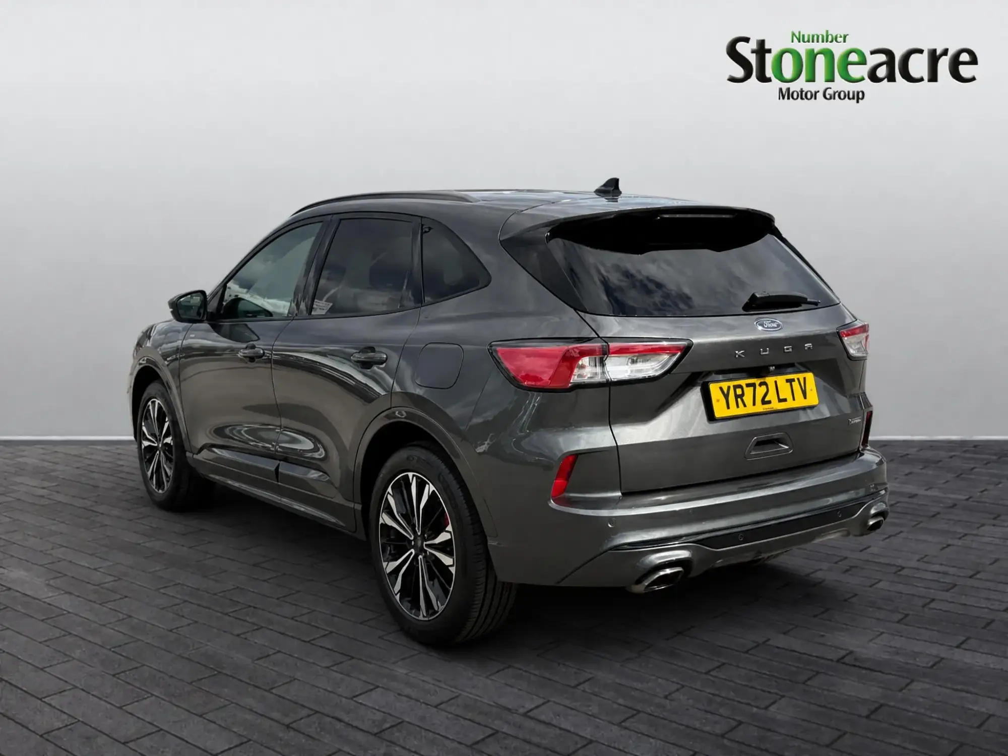 Ford Kuga Plug-In Hybrid Image 4 Ford Kuga Plug-In Hybrid Image 4