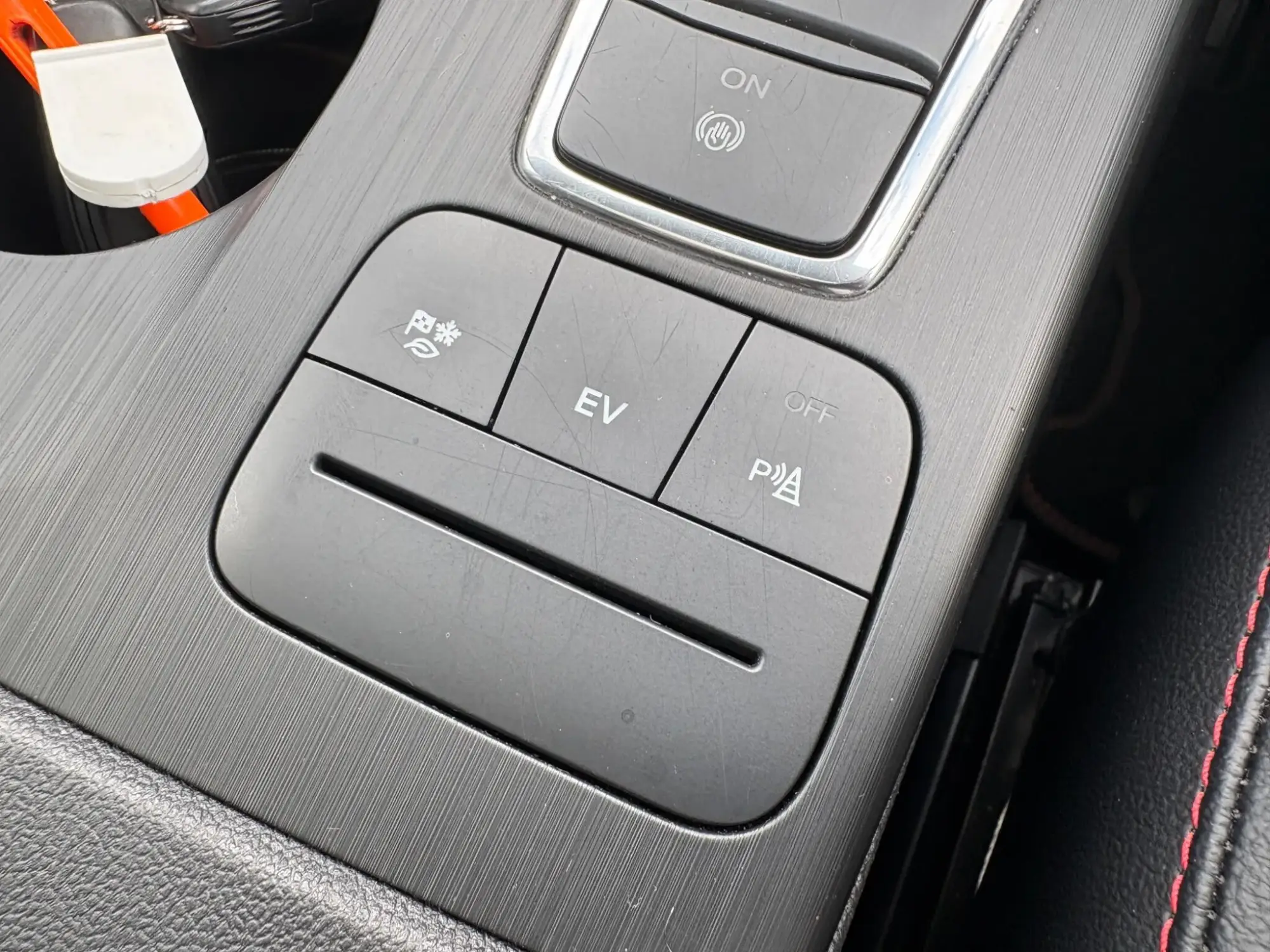 Ford Kuga Plug-In Hybrid Image 15 Ford Kuga Plug-In Hybrid Image 15