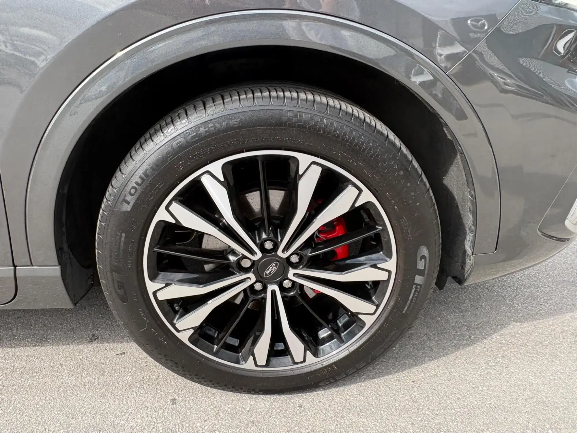 Ford Kuga Plug-In Hybrid Image 16 Ford Kuga Plug-In Hybrid Image 16