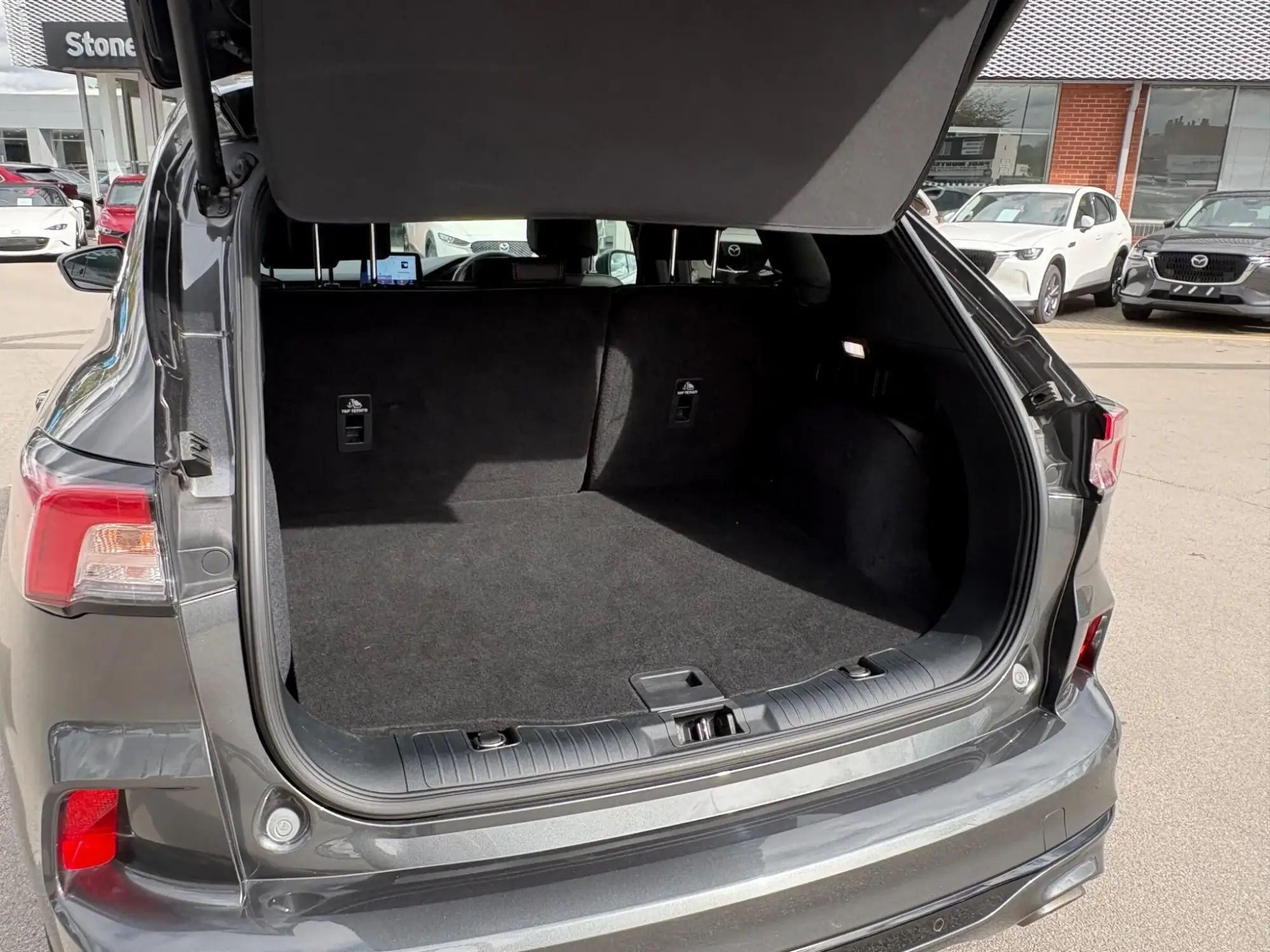 Ford Kuga Plug-In Hybrid Image 21 Ford Kuga Plug-In Hybrid Image 21