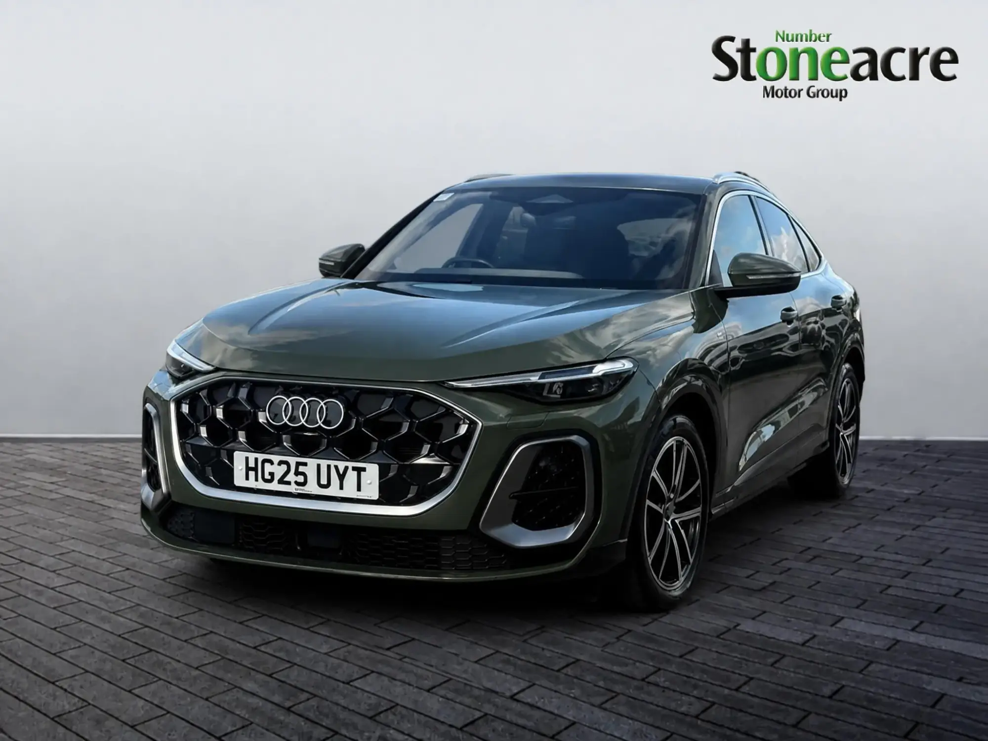 Audi Q5 2.0 TDI Launch Edition Sportback S Tronic quattro Euro 6 (s/s) 5dr HG25UYT Image 3 Audi Q5 2.0 TDI Launch Edition Sportback S Tronic quattro Euro 6 (s/s) 5dr HG25UYT Image 3