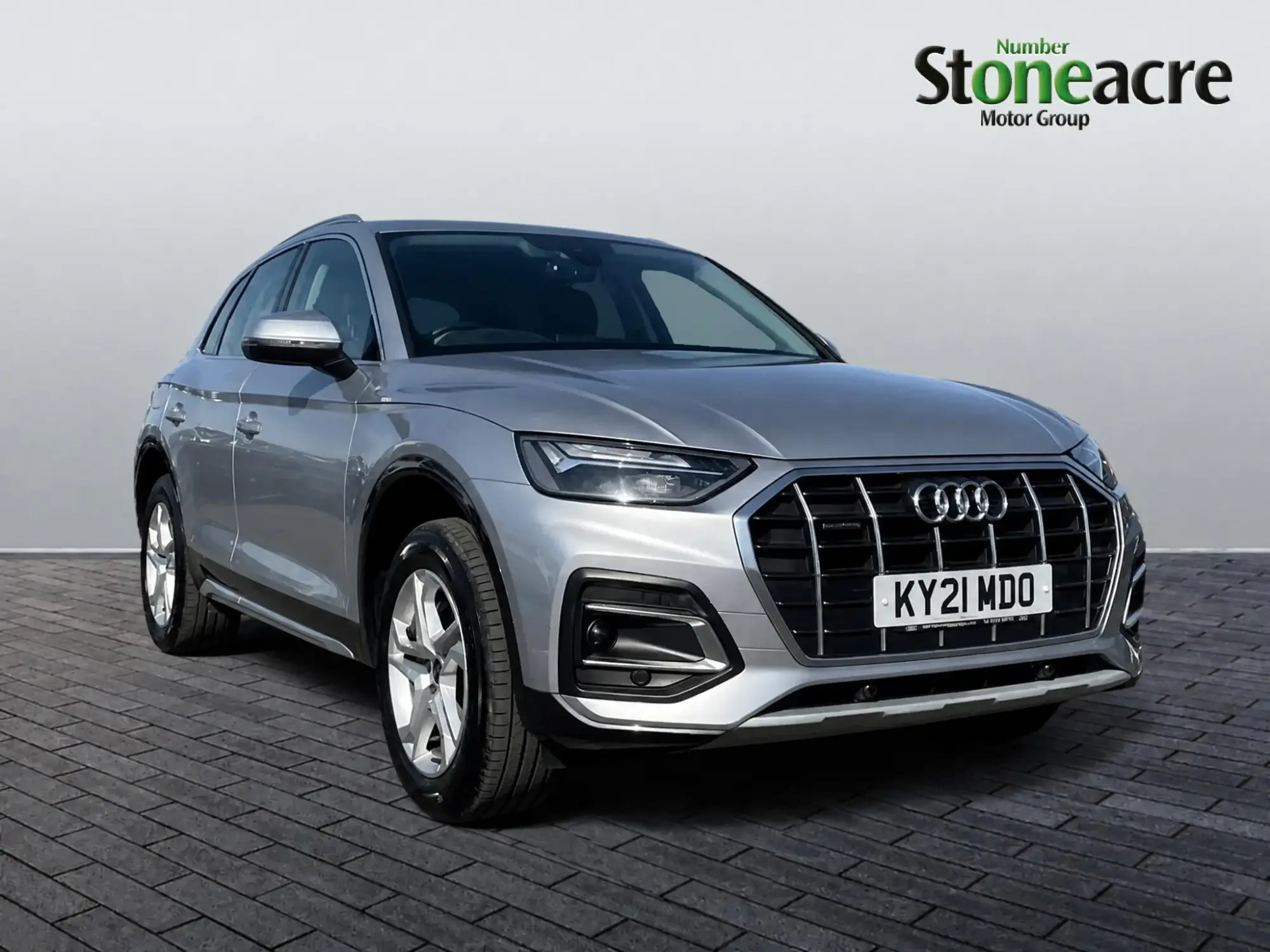 Audi Q5 2.0 TDI 40 Sport S Tronic quattro Euro 6 (s/s) 5dr KY21MDO Image 1 Audi Q5 2.0 TDI 40 Sport S Tronic quattro Euro 6 (s/s) 5dr KY21MDO Image 1
