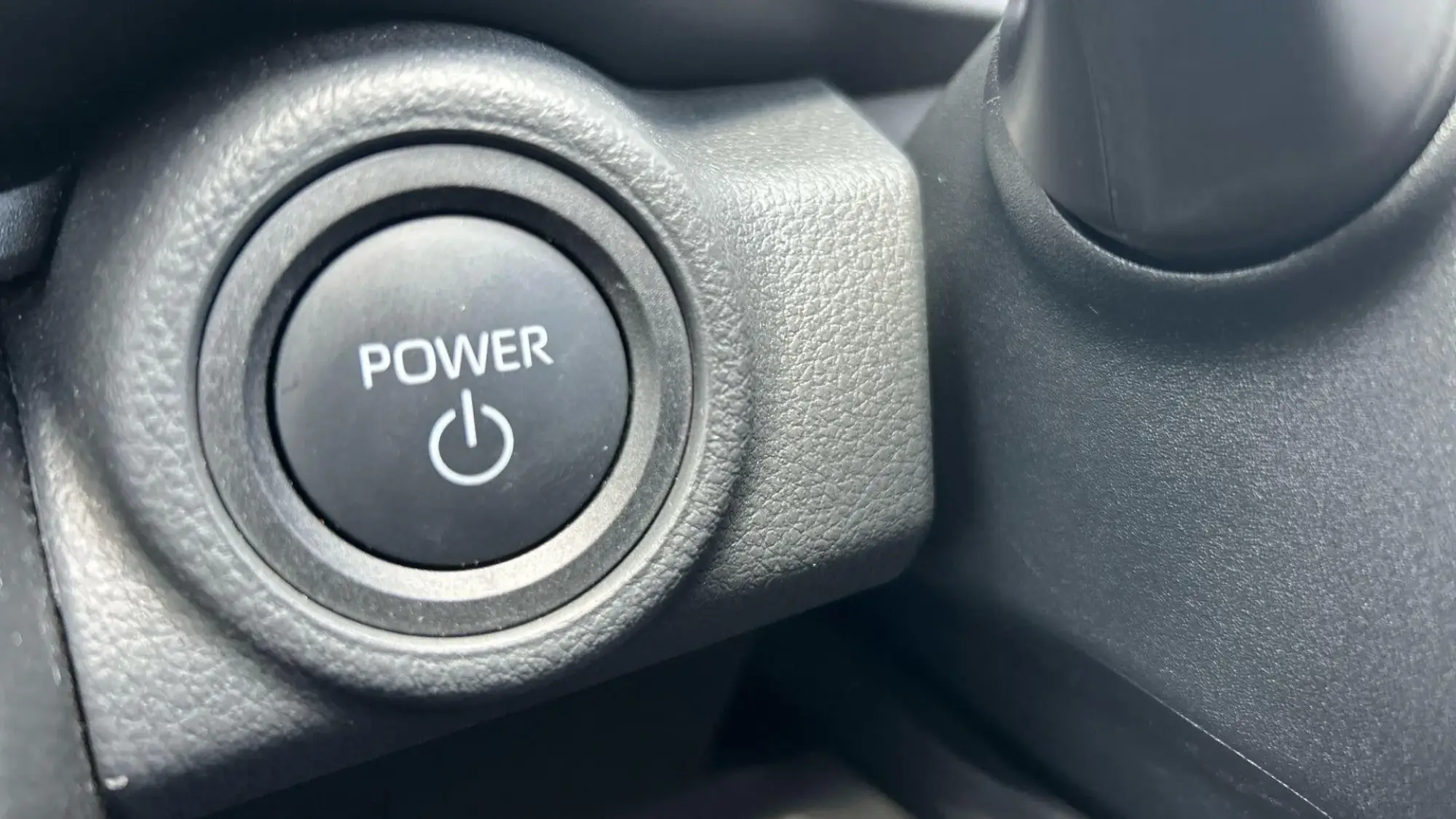 Toyota C-HR Plug-in Hybrid Image 37 Toyota C-HR Plug-in Hybrid Image 37