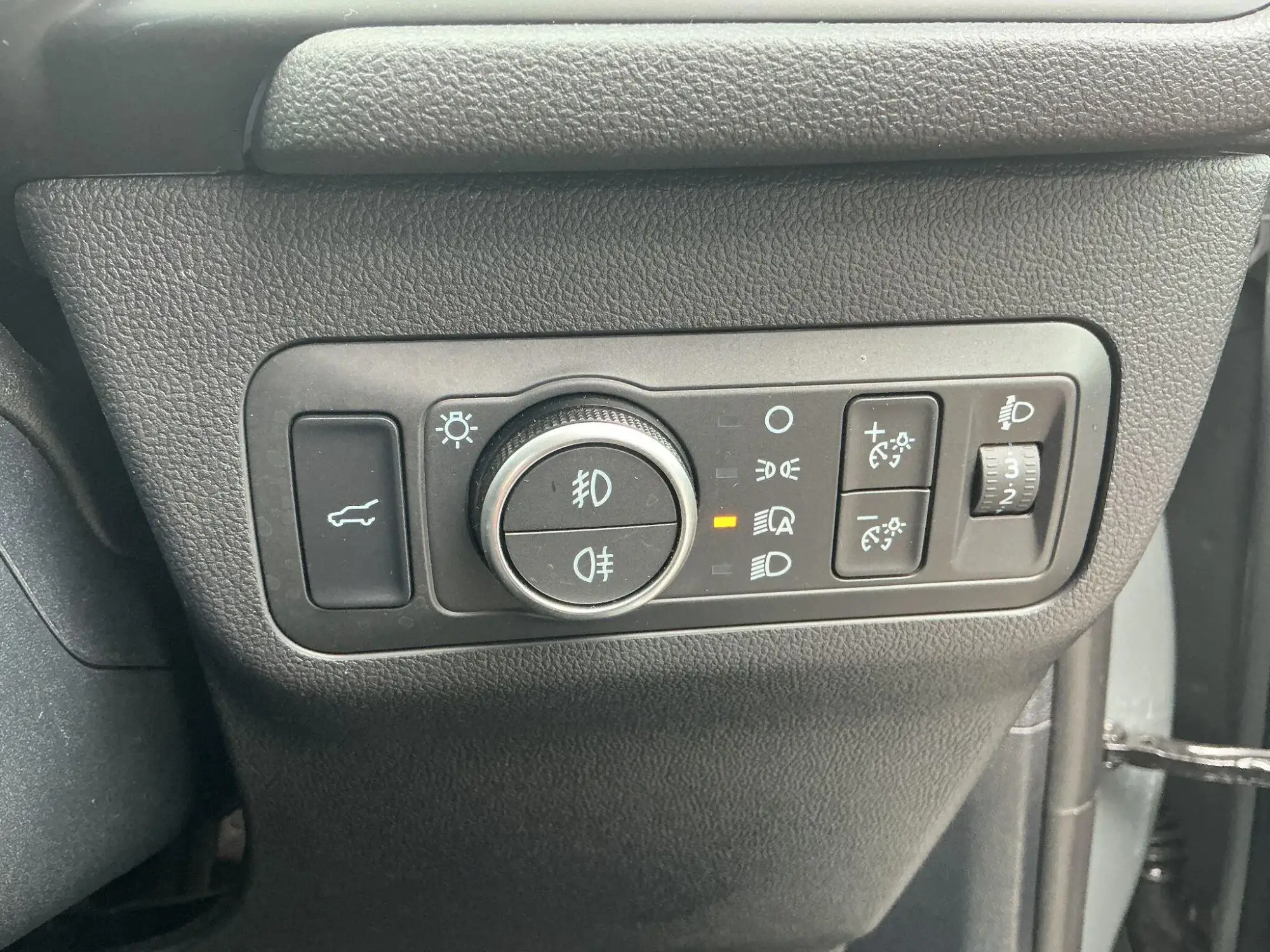 Ford Kuga Hybrid Image 16