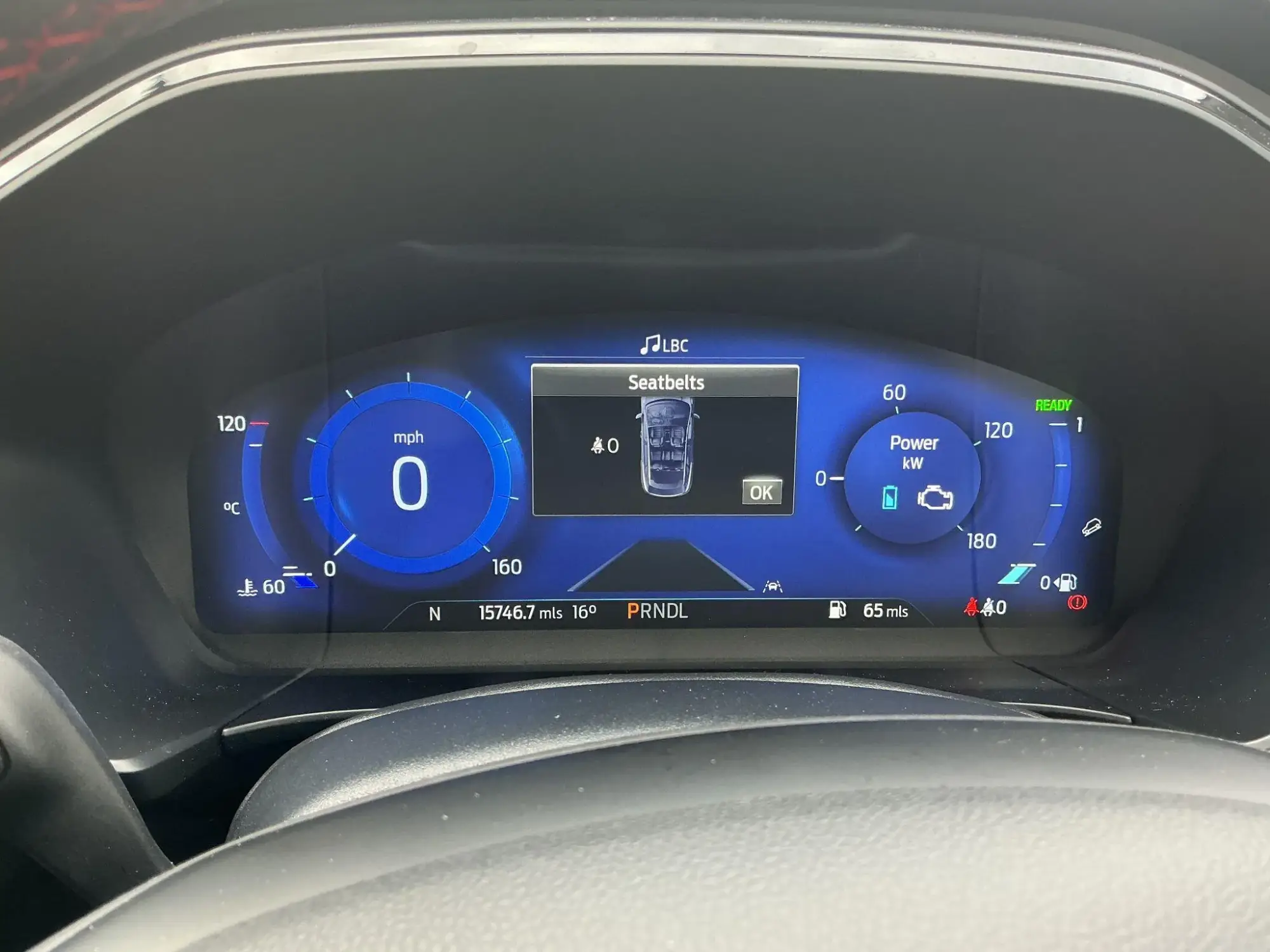 Ford Kuga Hybrid Image 22