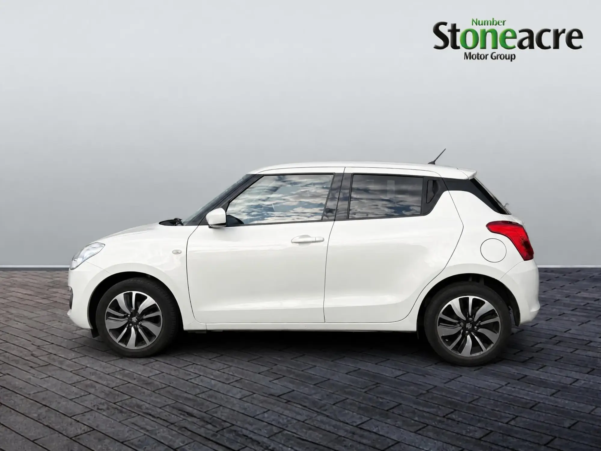 Suzuki Swift Image 6 Suzuki Swift Image 6