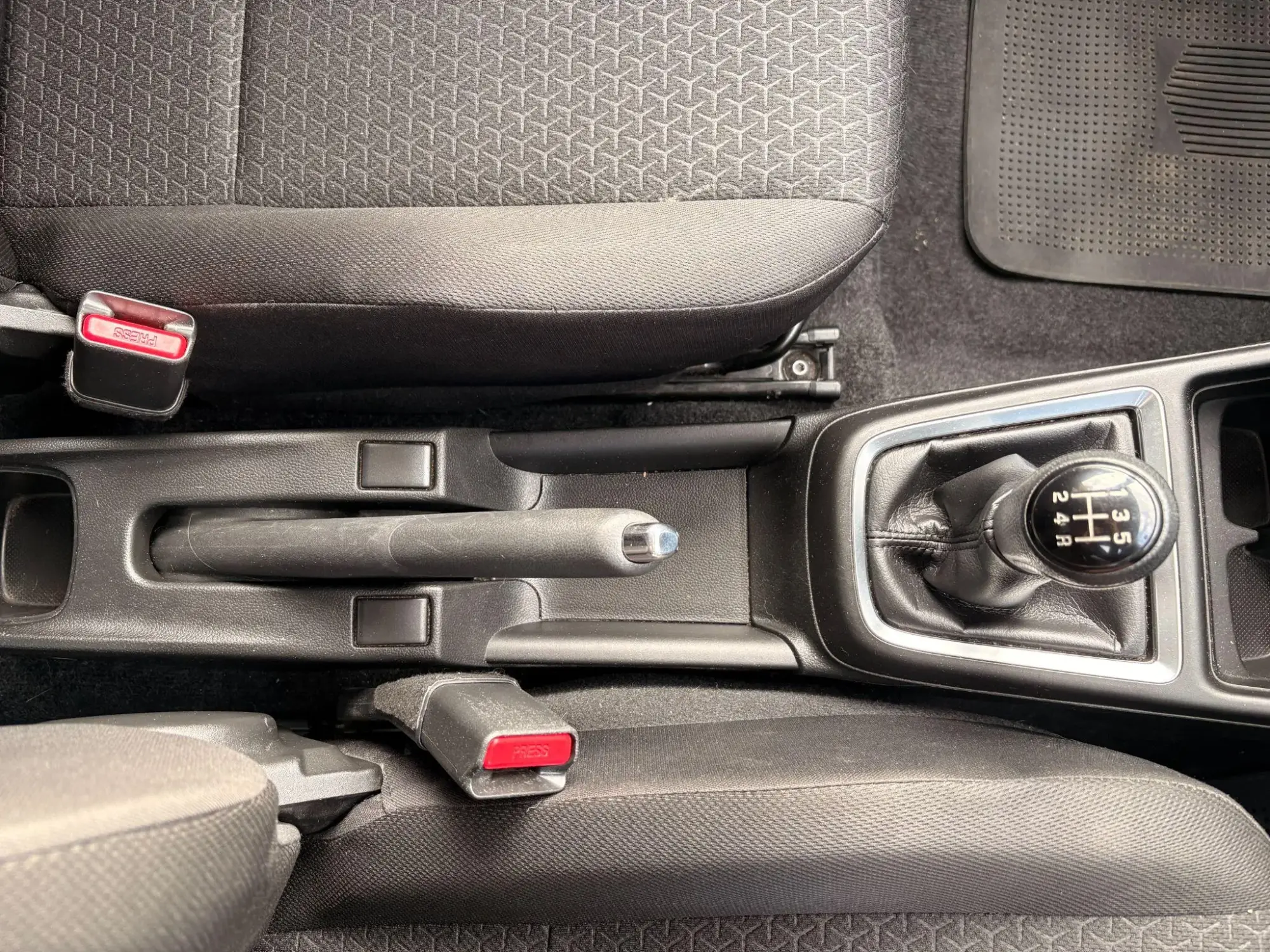 Suzuki Swift Image 11 Suzuki Swift Image 11
