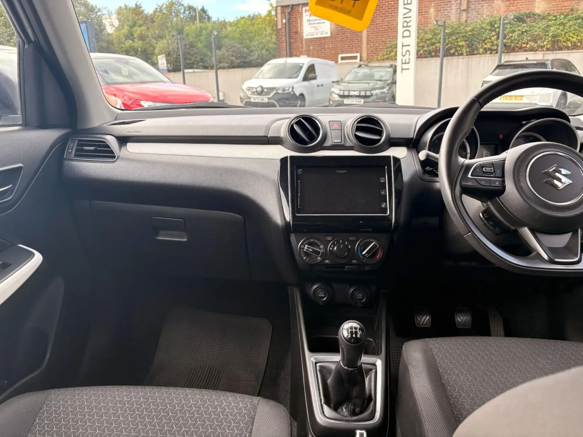 Suzuki Swift Image 13 Suzuki Swift Image 13