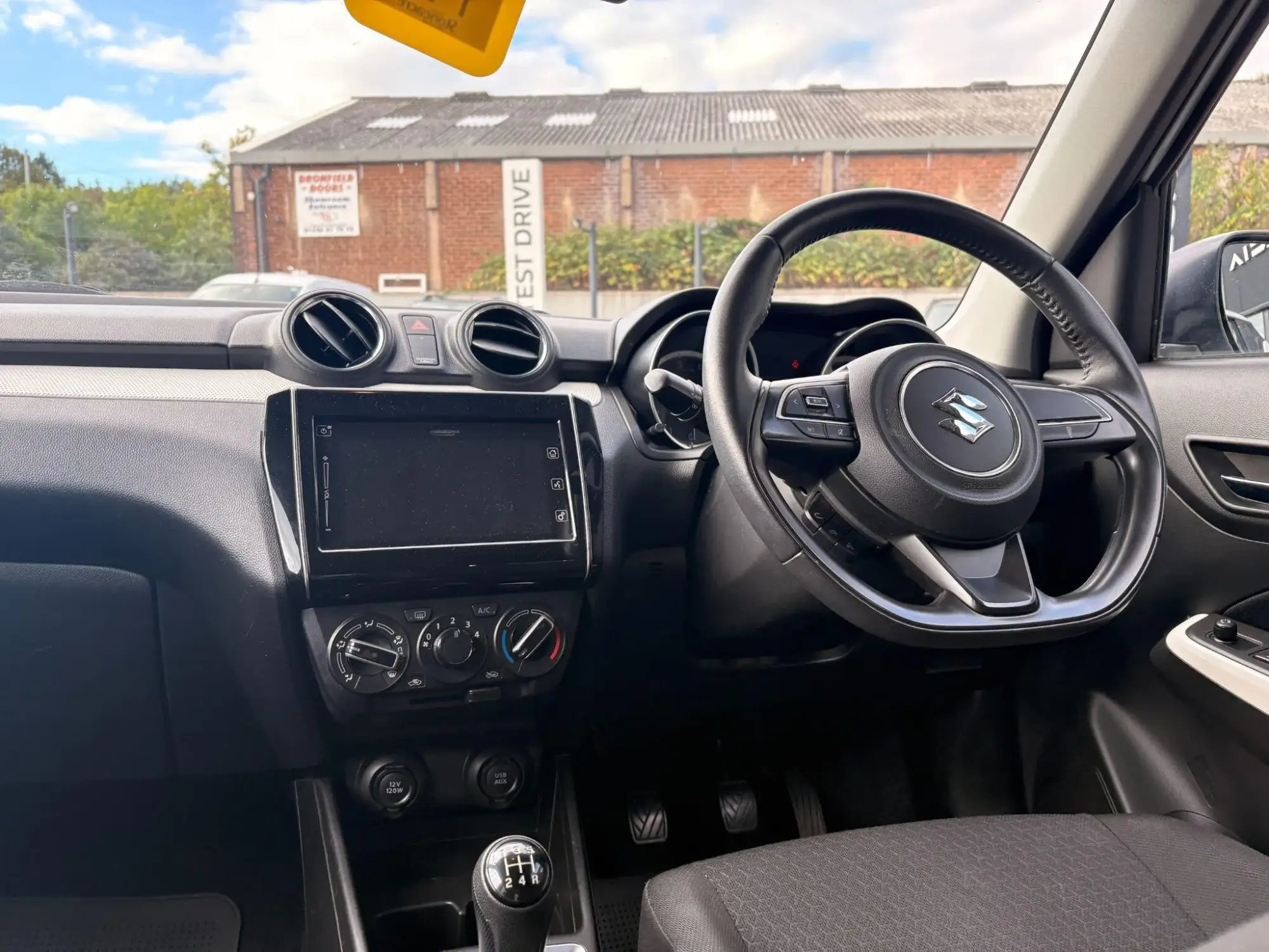 Suzuki Swift Image 14 Suzuki Swift Image 14