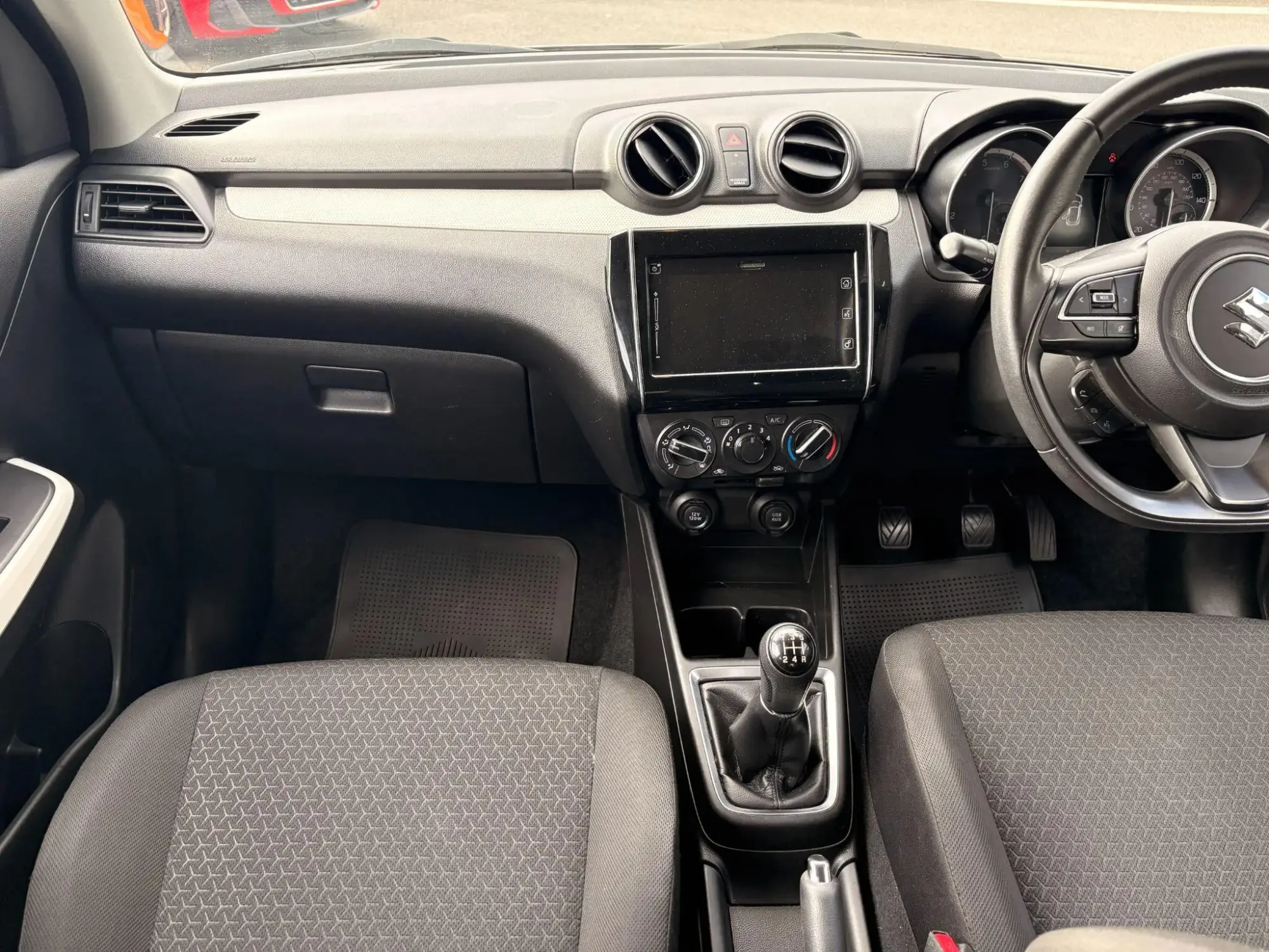 Suzuki Swift Image 17 Suzuki Swift Image 17