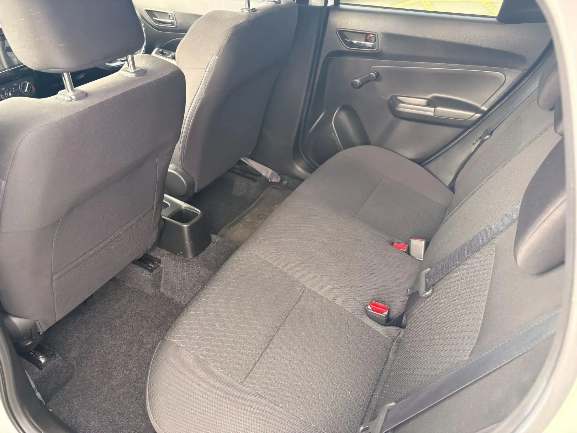 Suzuki Swift Image 21 Suzuki Swift Image 21