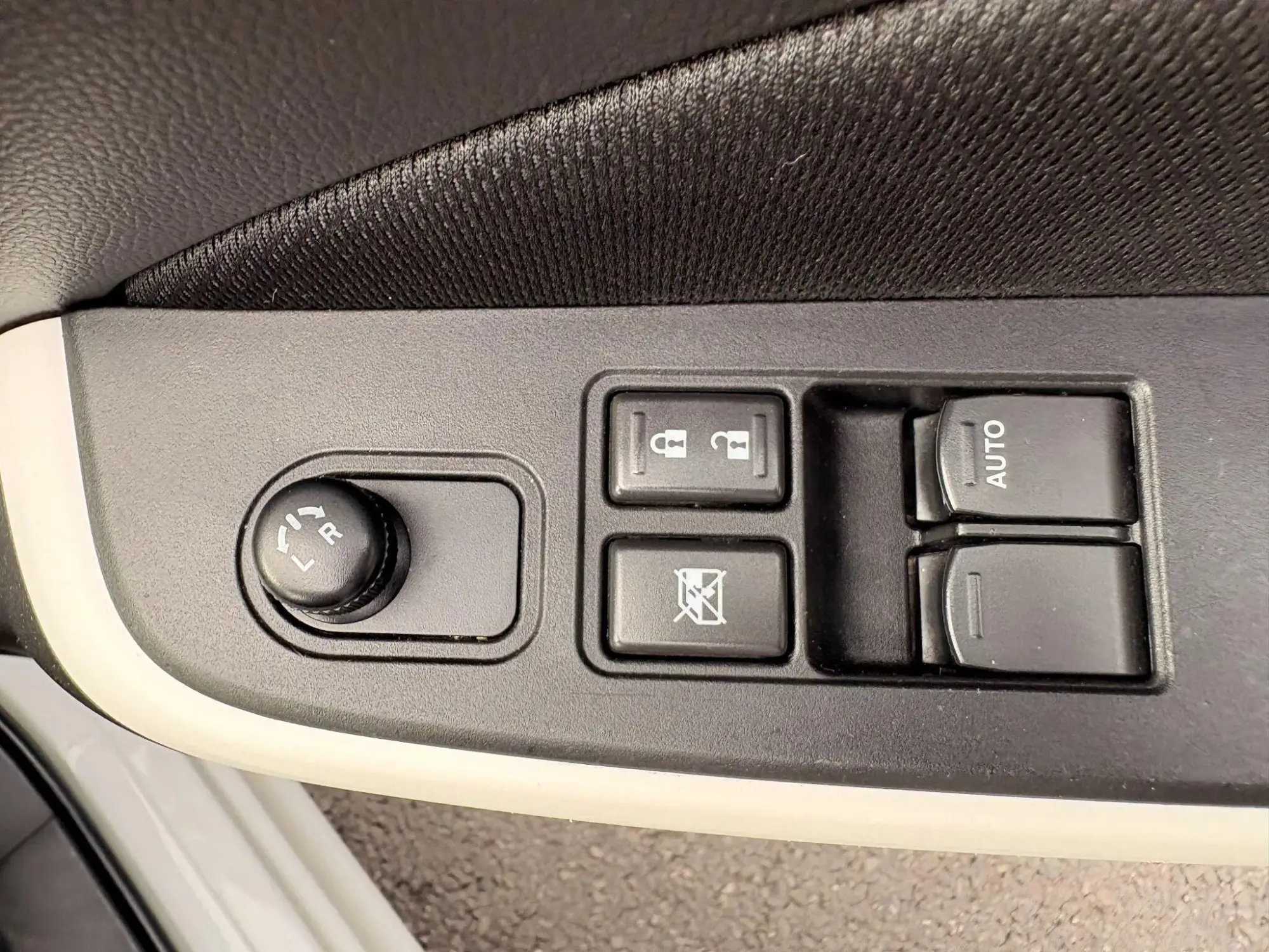 Suzuki Swift Image 24 Suzuki Swift Image 24