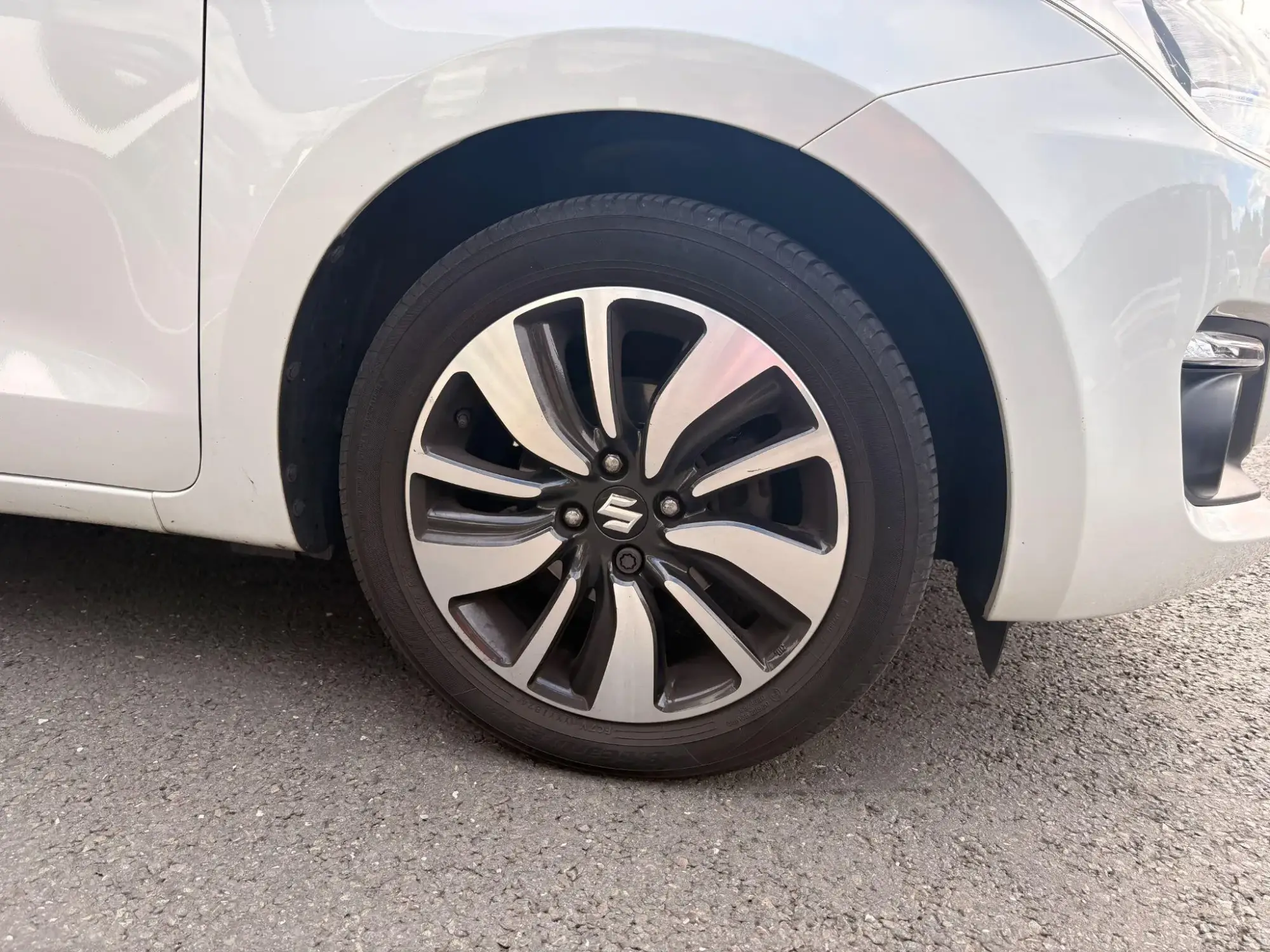 Suzuki Swift Image 25 Suzuki Swift Image 25