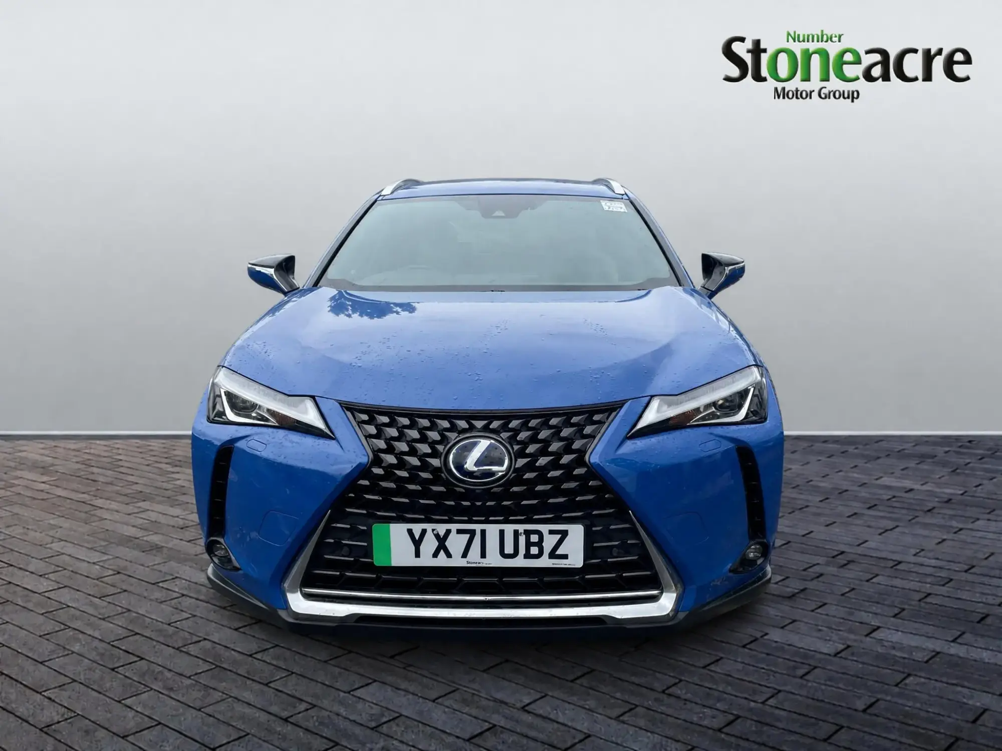 Lexus UX 300e 150kW 54.3 kWh Premium Plus Pack YX71UBZ Image 2 Lexus UX 300e 150kW 54.3 kWh Premium Plus Pack YX71UBZ Image 2