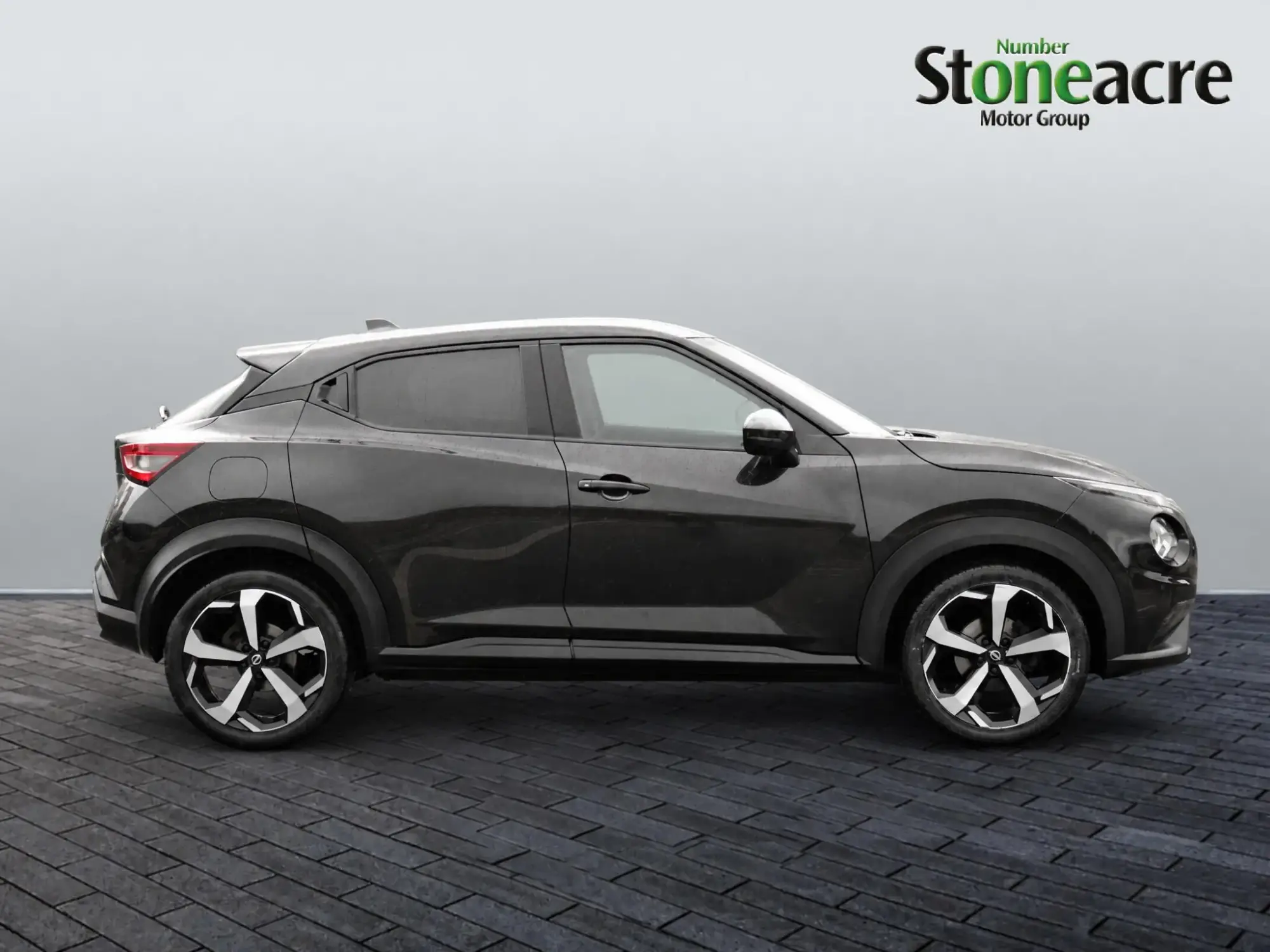 Nissan Juke Image 2