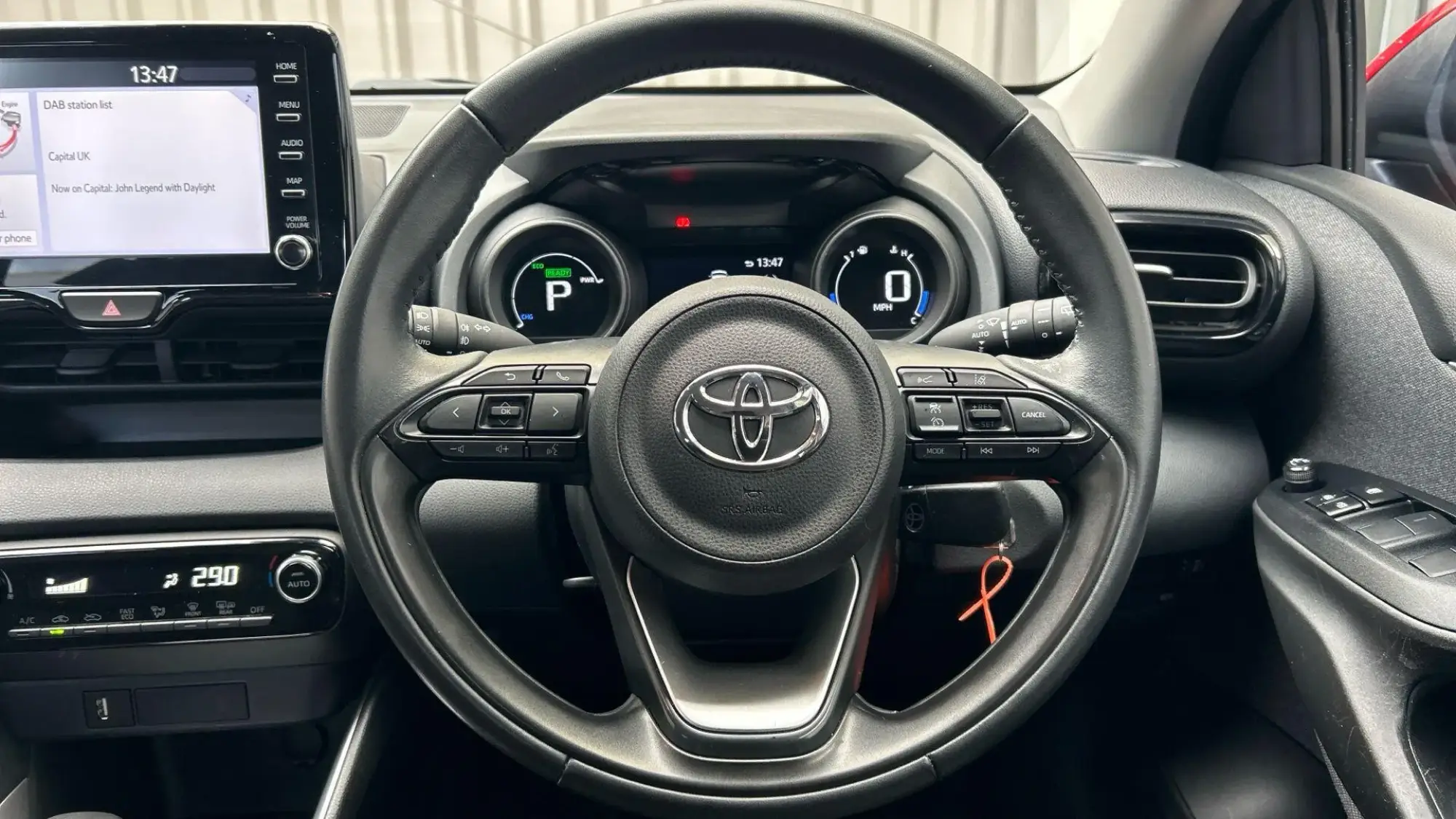 Toyota Yaris Image 11 Toyota Yaris Image 11