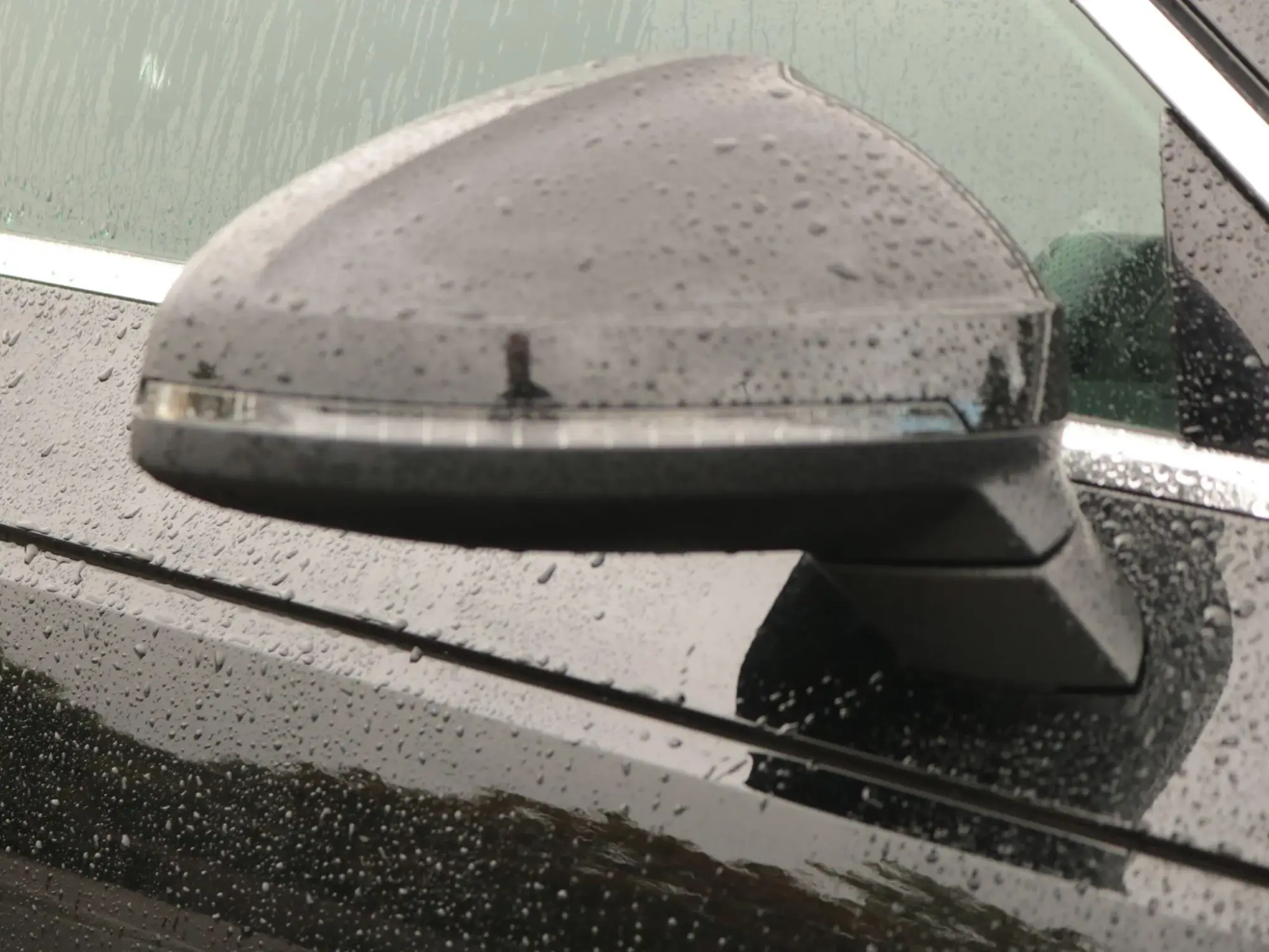 Audi A4 Saloon Image 11