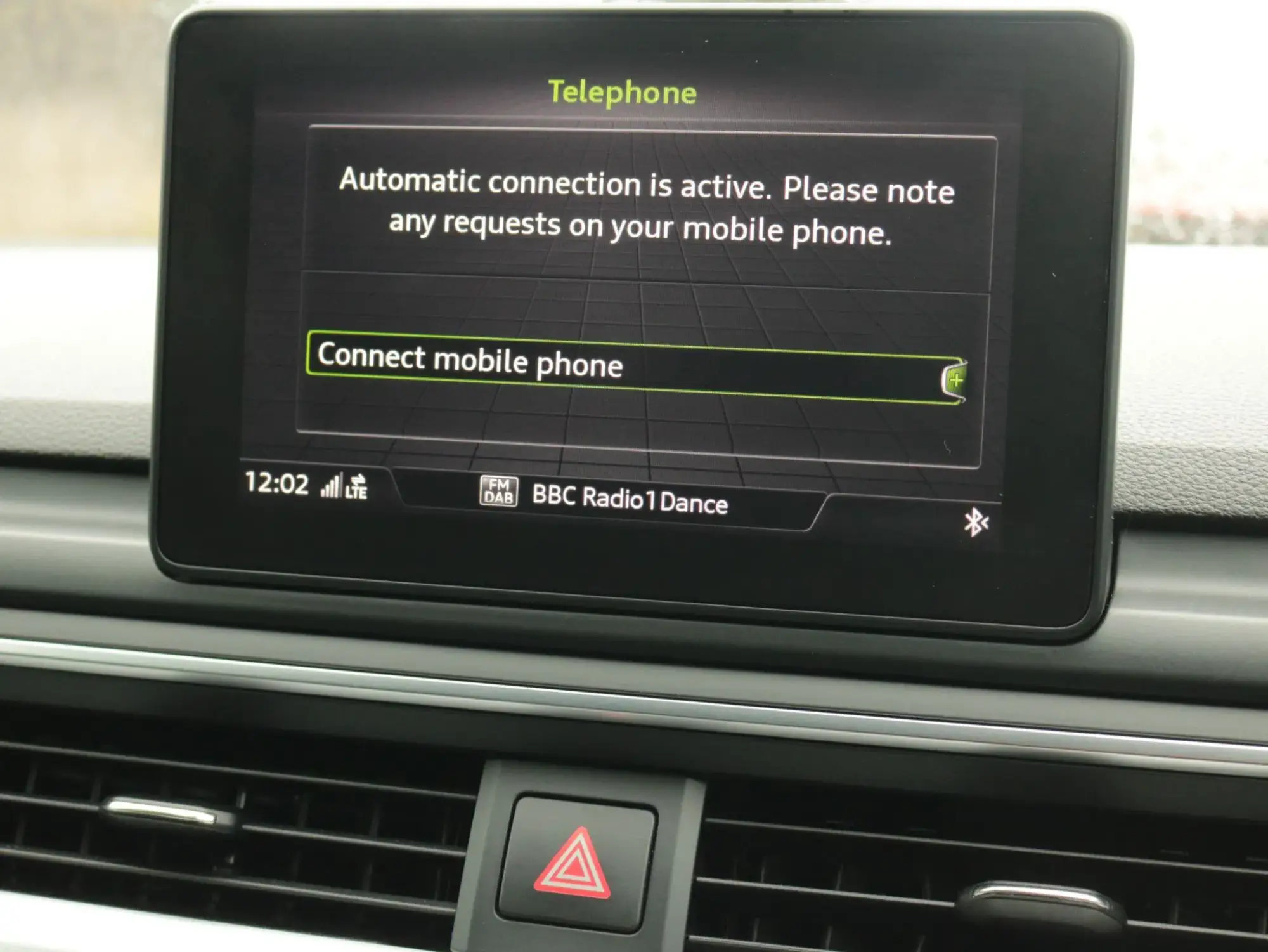 Audi A4 Saloon Image 23