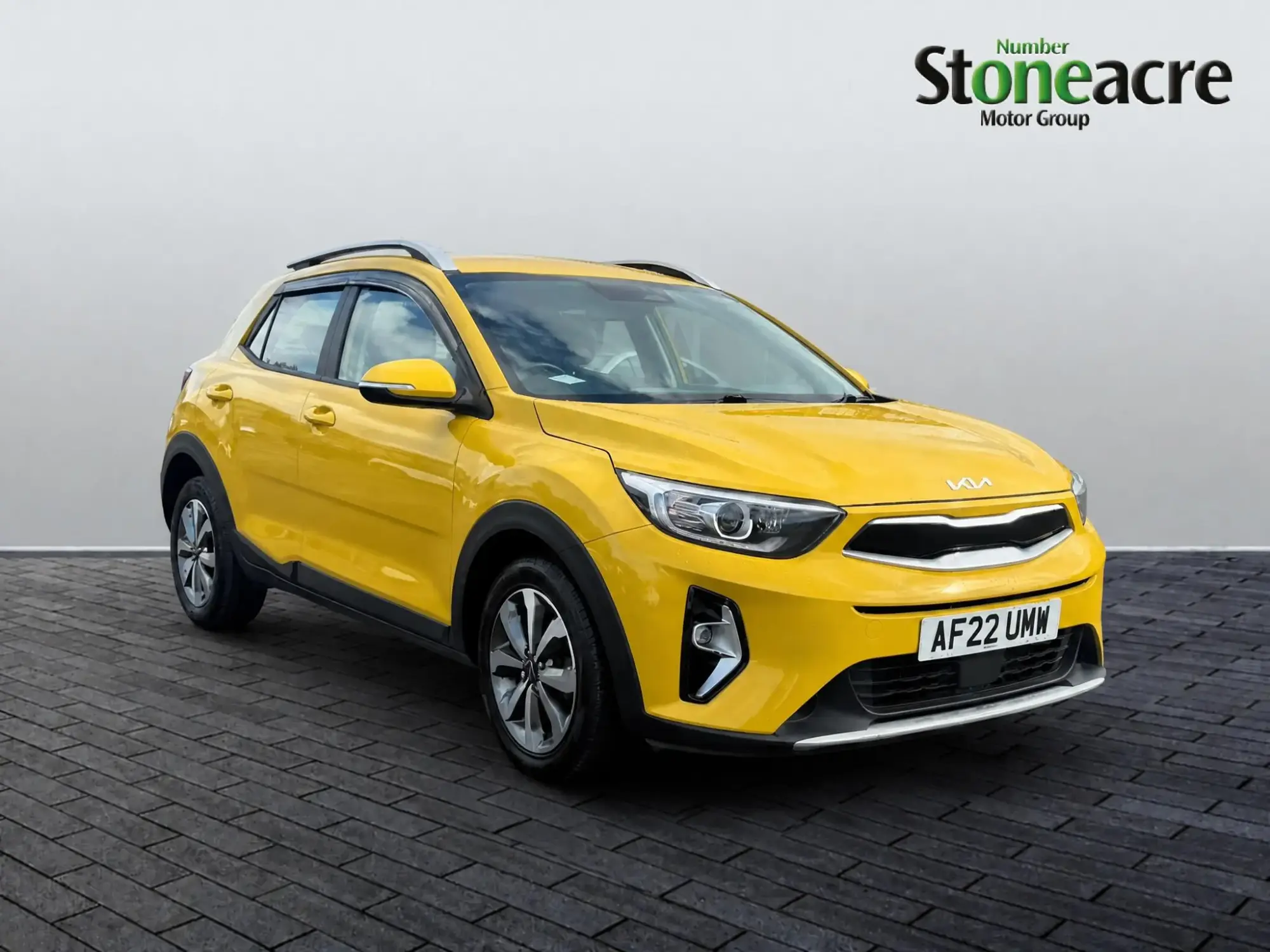 Kia Stonic 1.0 T-GDi 2 DCT Euro 6 (s/s) 5dr AF22UMW Image 1