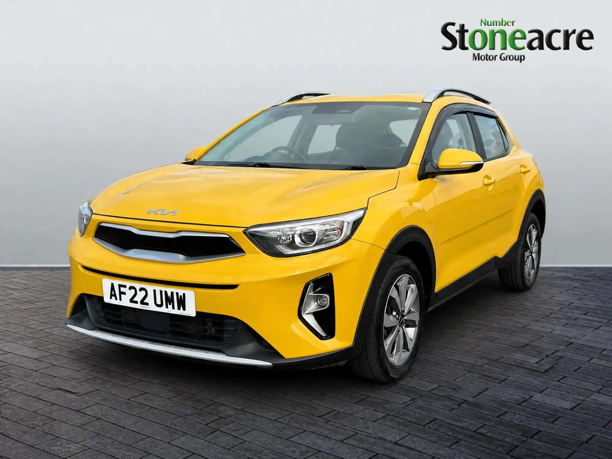 Kia Stonic 1.0 T-GDi 2 DCT Euro 6 (s/s) 5dr AF22UMW Image 3