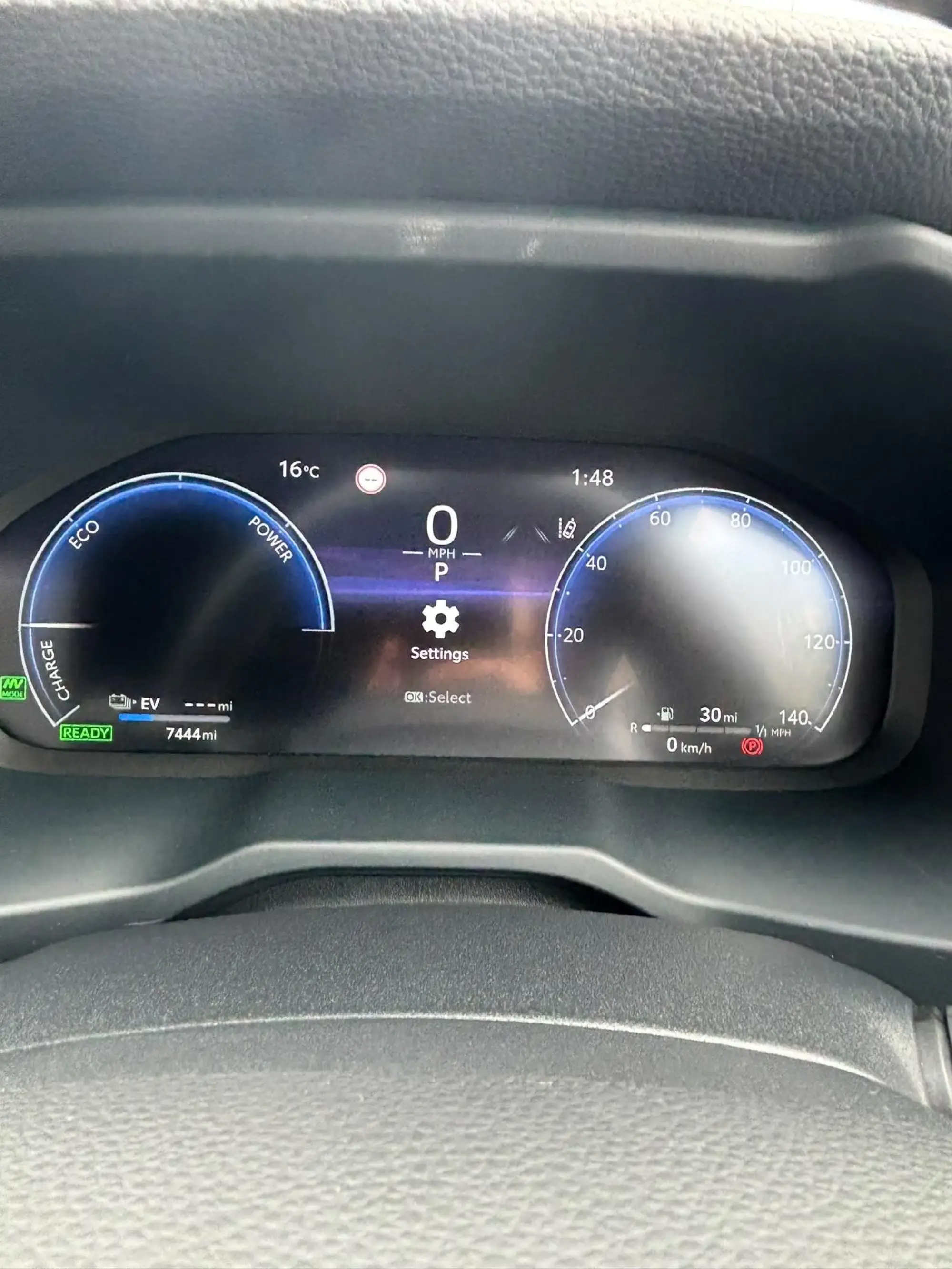 Toyota RAV4 Plug-in Hybrid Image 17 Toyota RAV4 Plug-in Hybrid Image 17