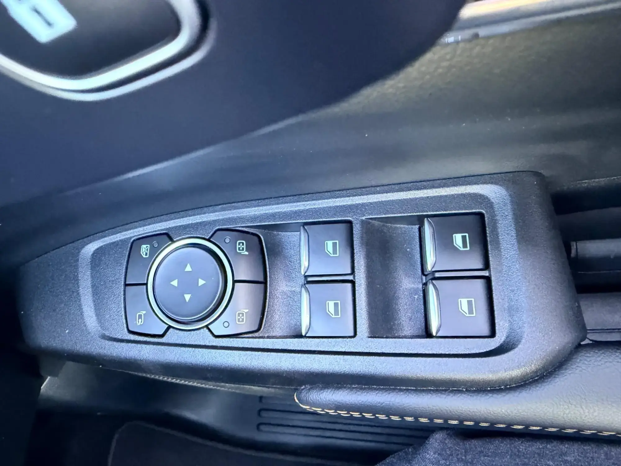 Ford Ranger Image 12