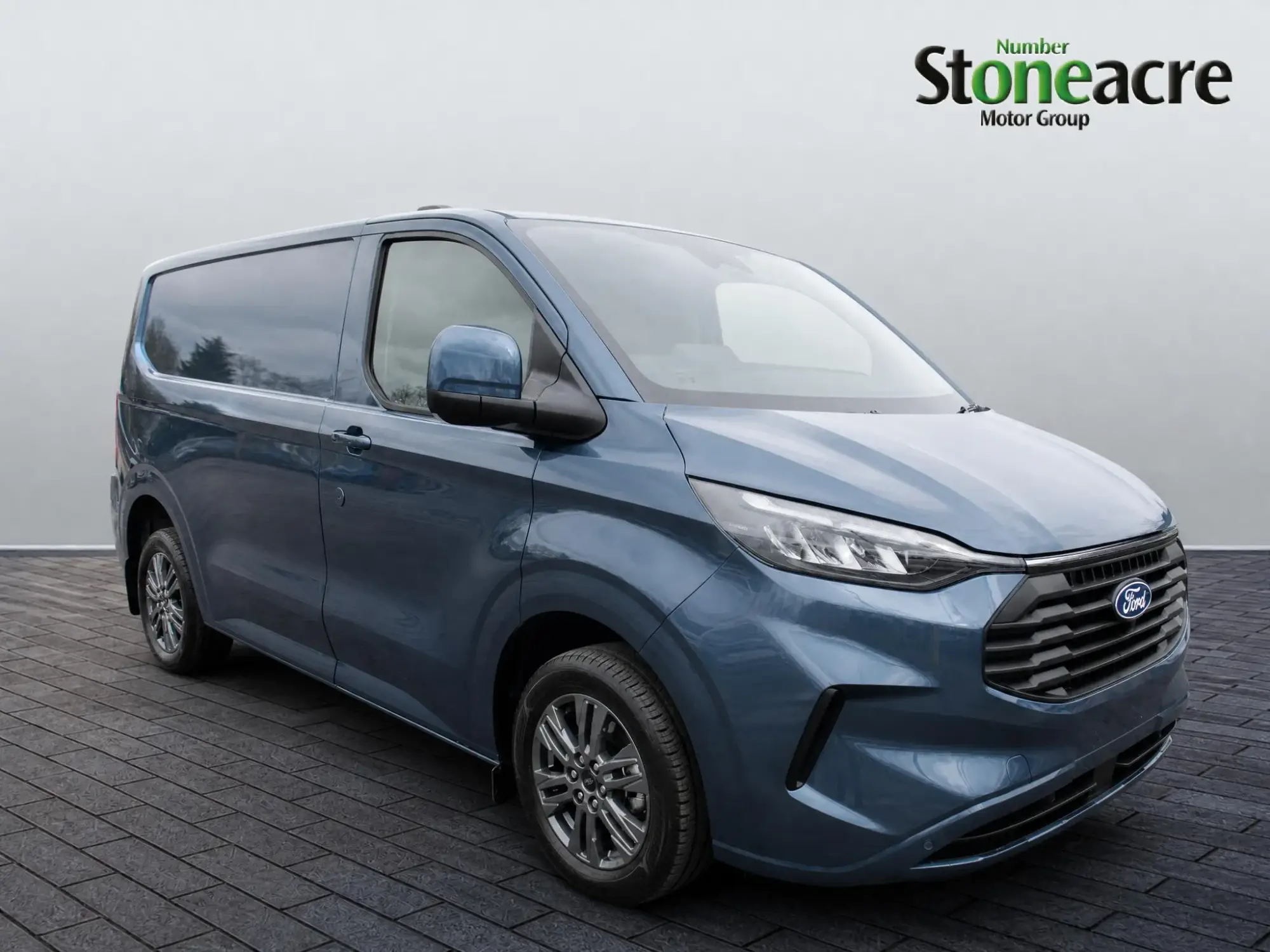 Ford Transit Custom 2.0 320 EcoBlue Limited L1 H1 Euro 6 (s/s) 5dr YD26DDH Image 1 Ford Transit Custom 2.0 320 EcoBlue Limited L1 H1 Euro 6 (s/s) 5dr YD26DDH Image 1