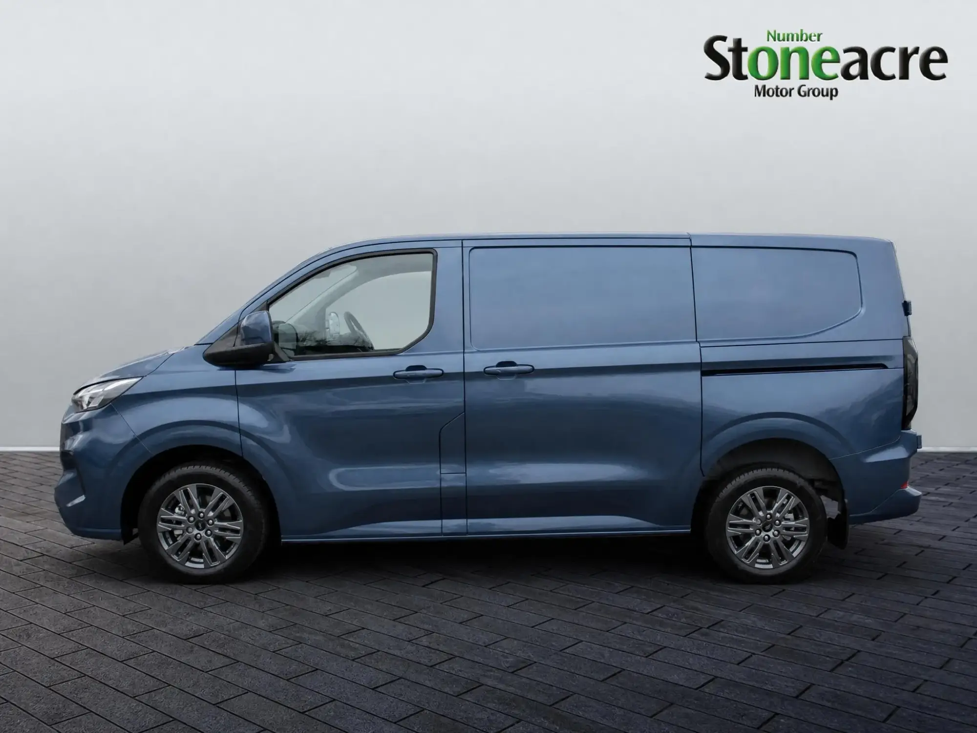 Ford Transit Custom Image 5