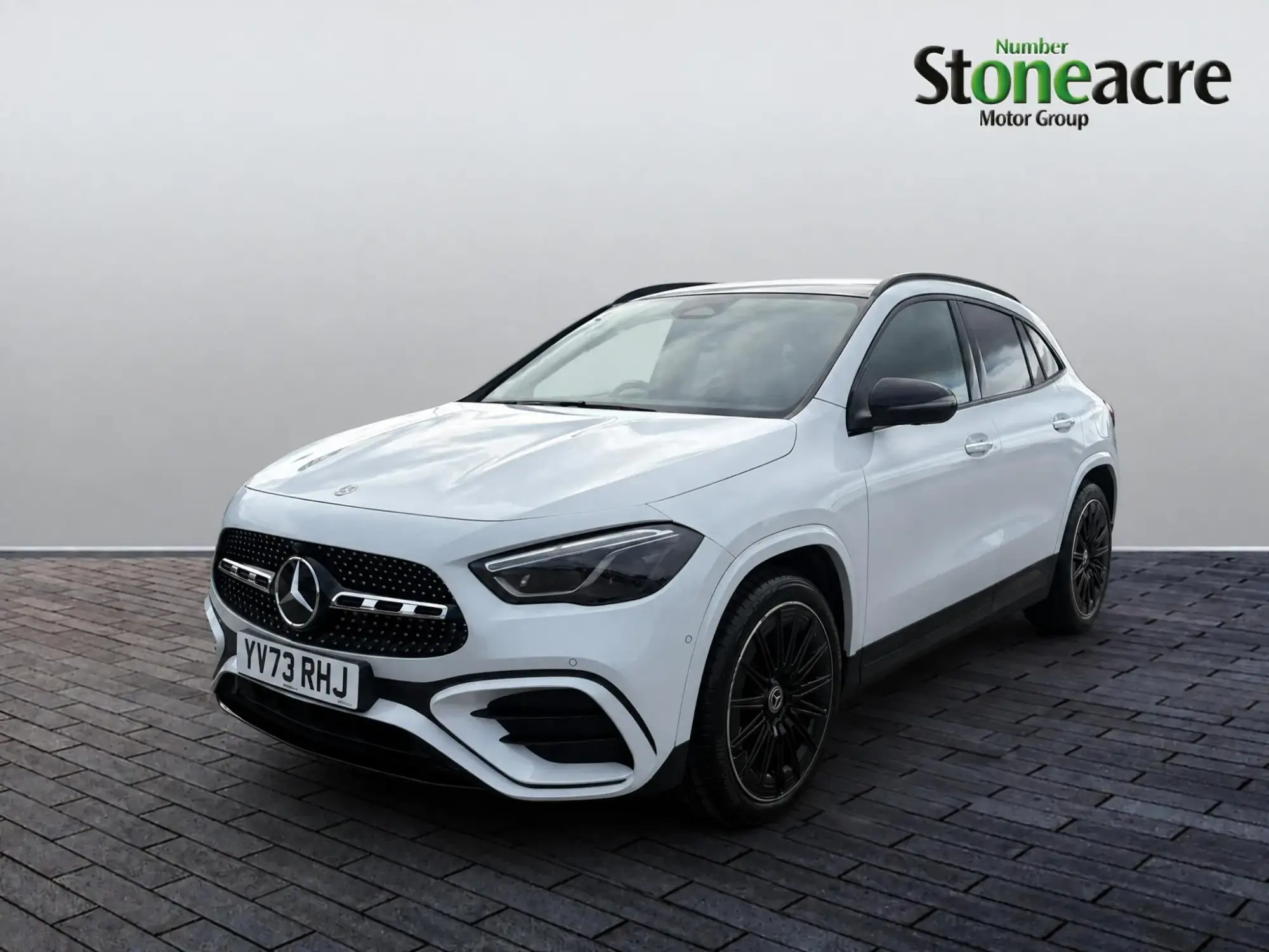 Mercedes-Benz GLA Image 3