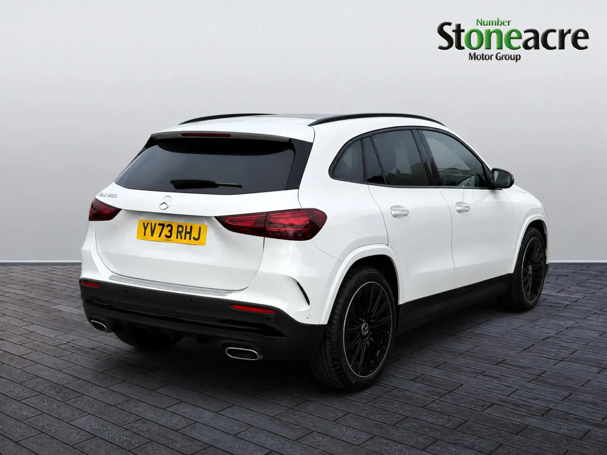 Mercedes-Benz GLA Image 8