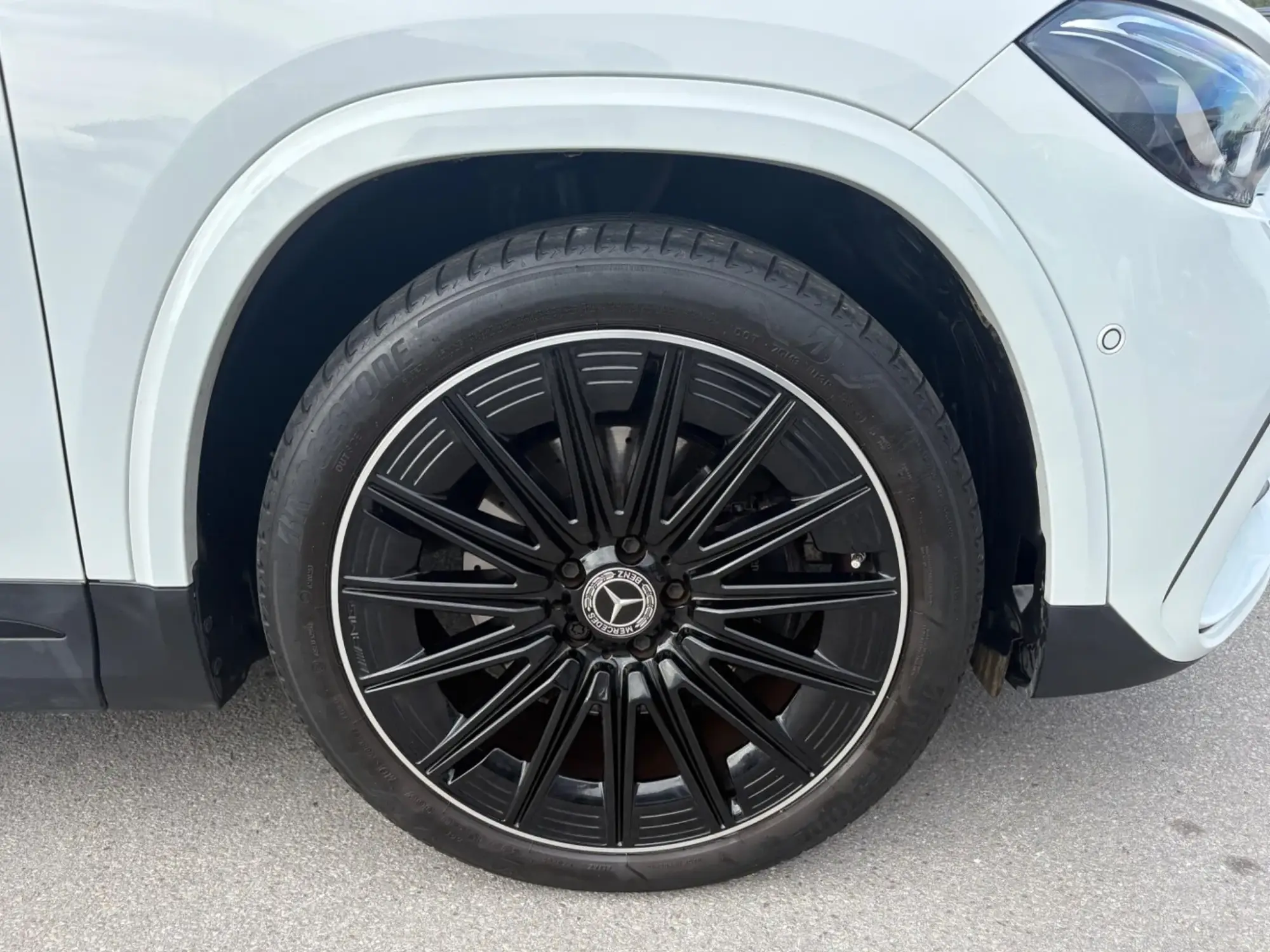 Mercedes-Benz GLA Image 16