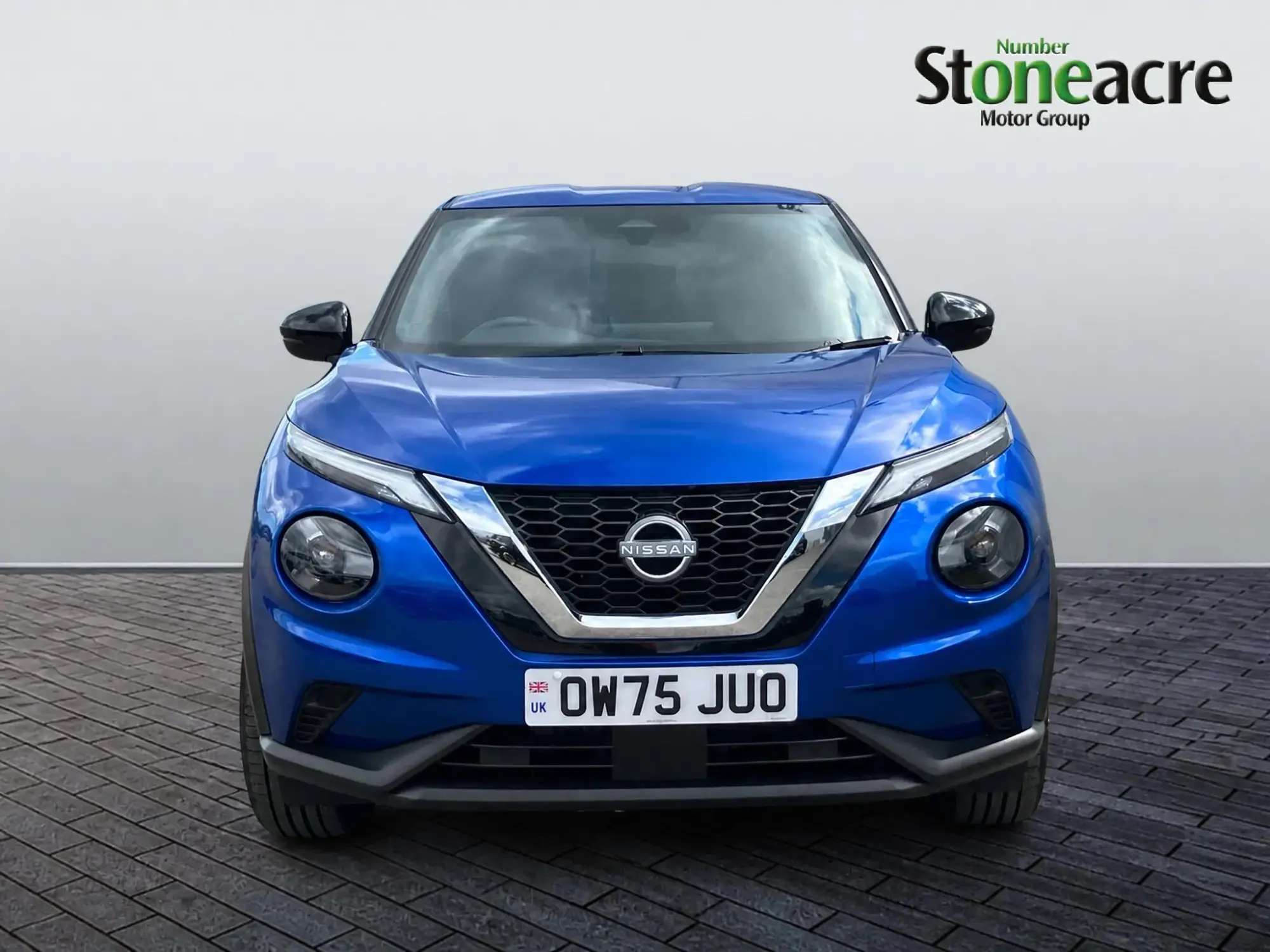 Nissan Juke 1.0 DIG-T N-Connecta Euro 6 (s/s) 5dr OW75JUO Image 2 Nissan Juke 1.0 DIG-T N-Connecta Euro 6 (s/s) 5dr OW75JUO Image 2