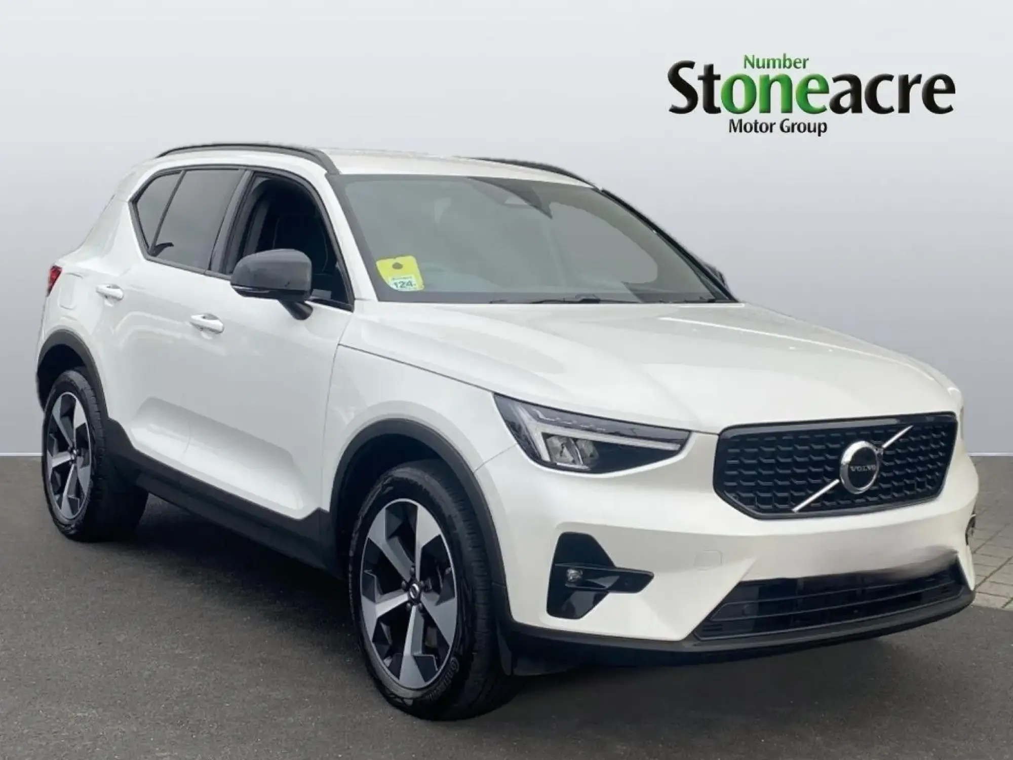 Volvo XC40 Image 1