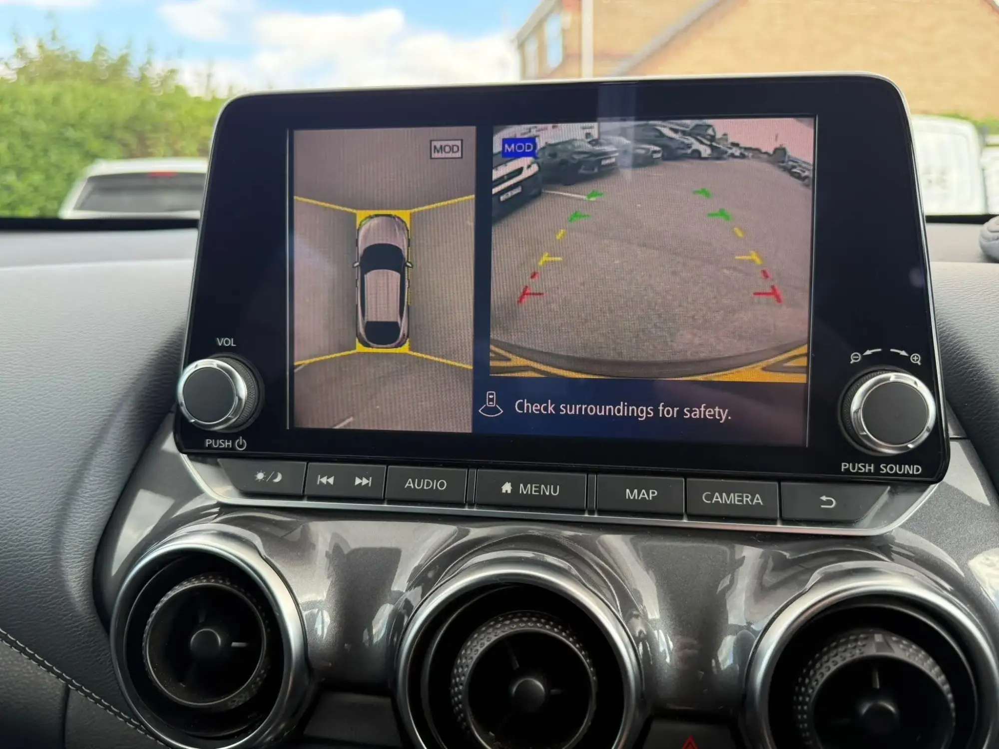 Nissan Juke Image 21
