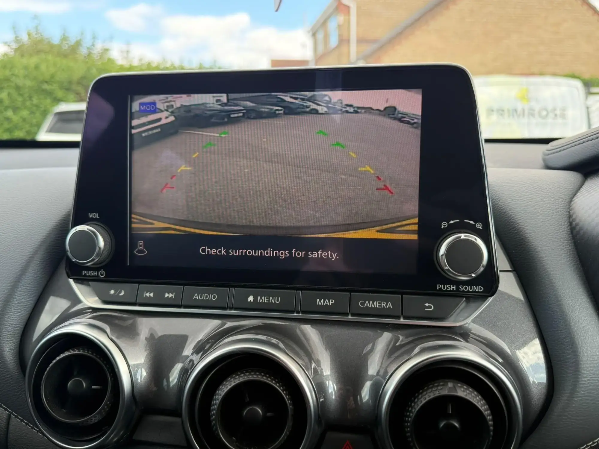 Nissan Juke Image 22