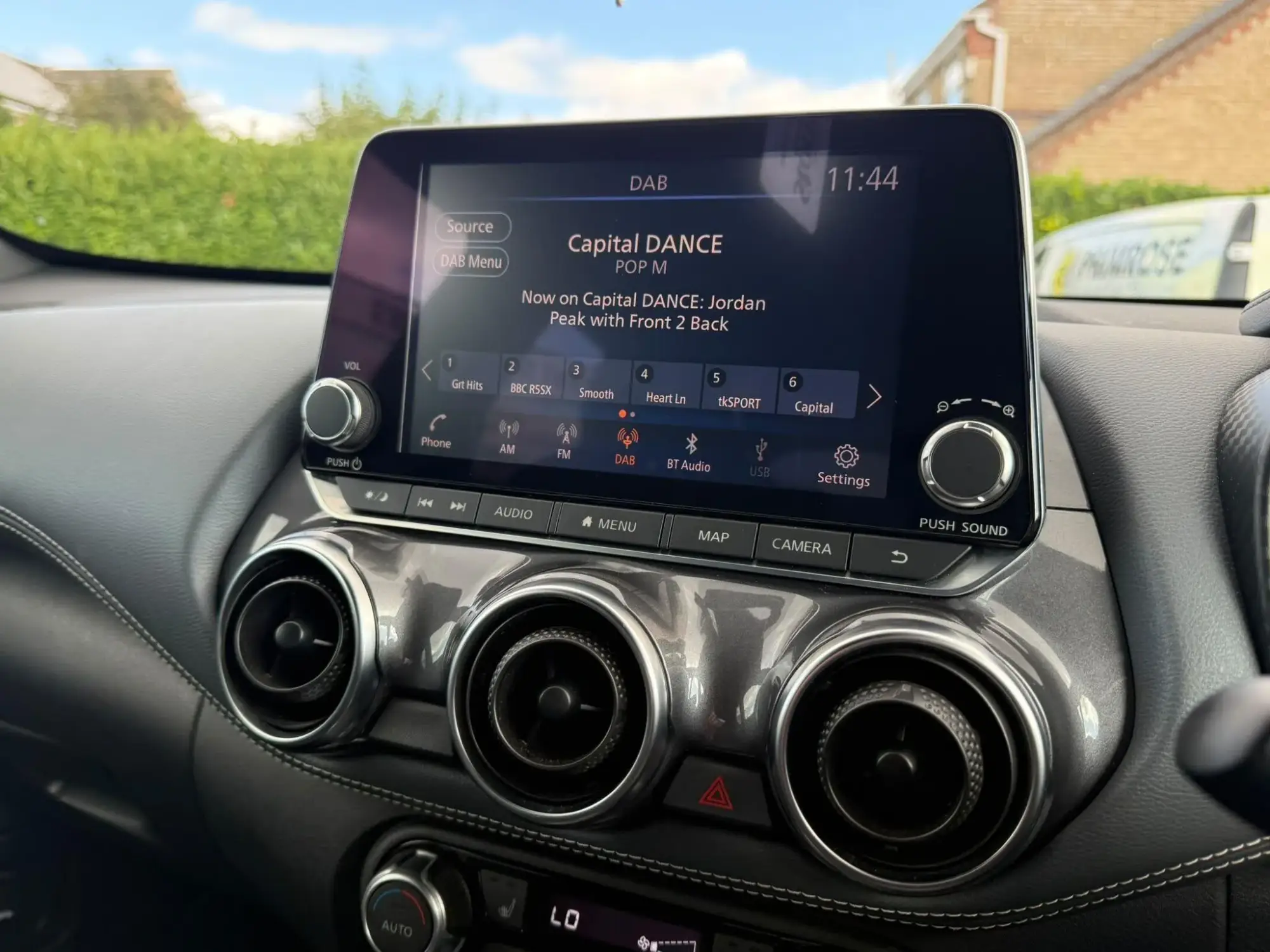 Nissan Juke Image 24