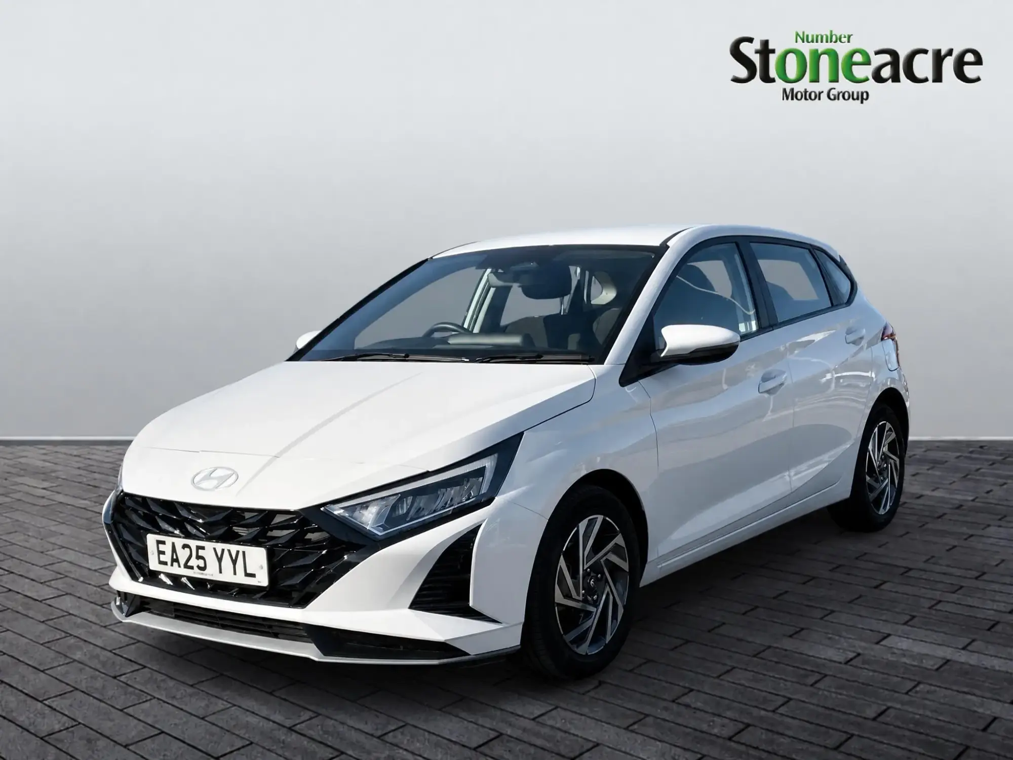 Hyundai i20 Image 3 Hyundai i20 Image 3