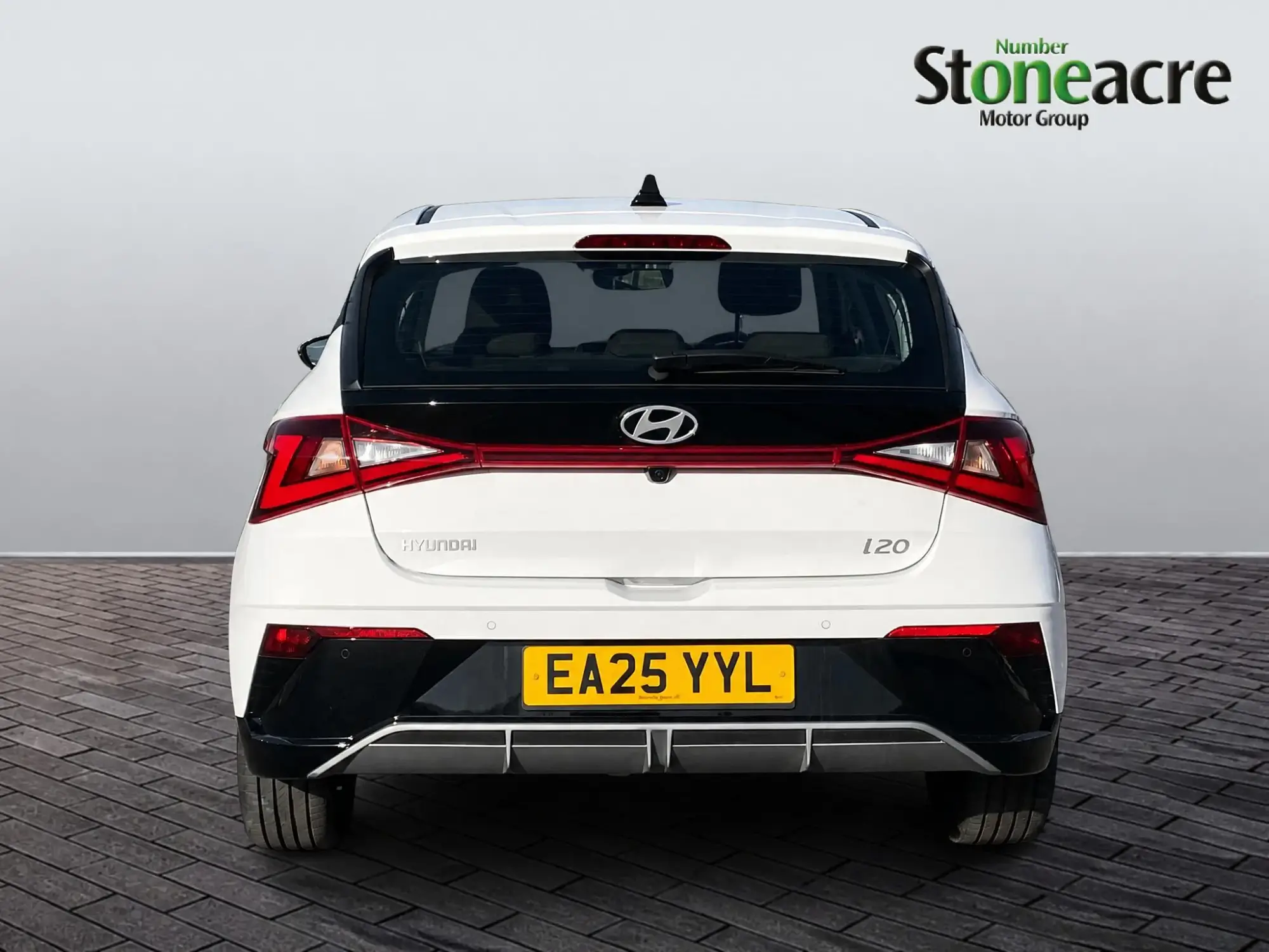 Hyundai i20 Image 6 Hyundai i20 Image 6