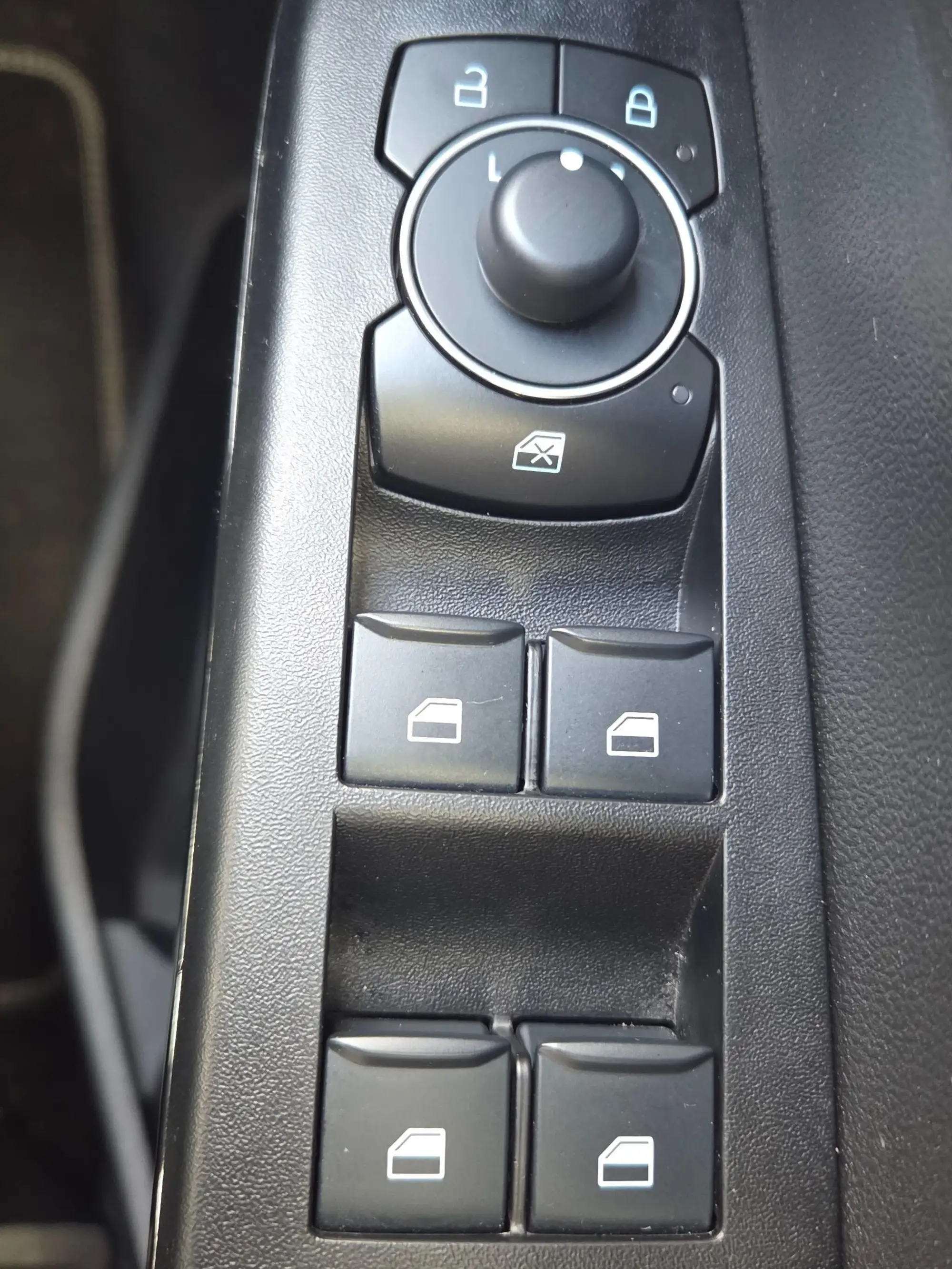 Ford Puma Image 26