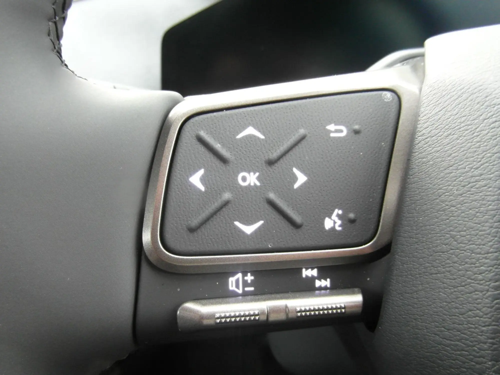 Lexus ES Image 20 Lexus ES Image 20