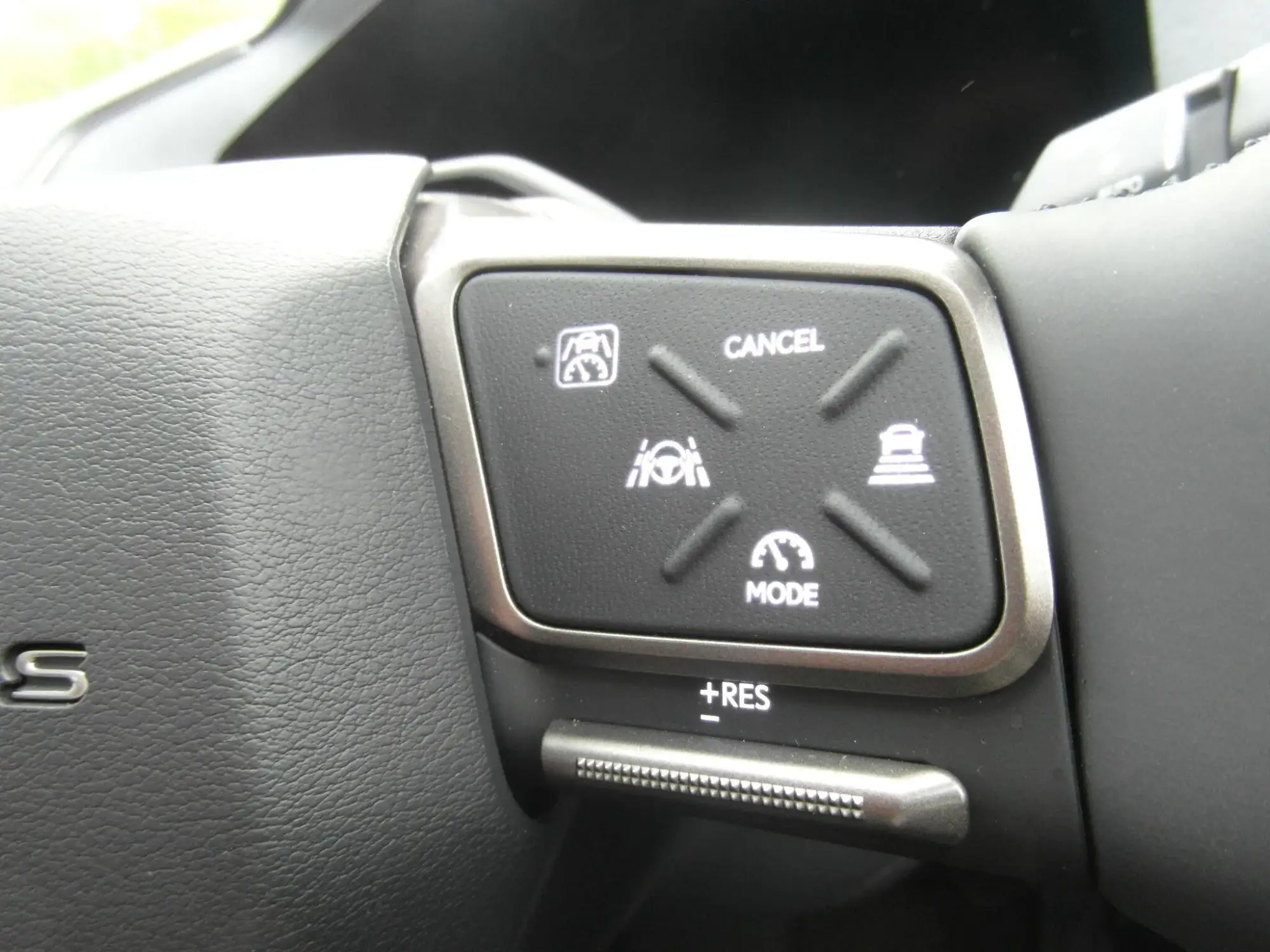 Lexus ES Image 21 Lexus ES Image 21