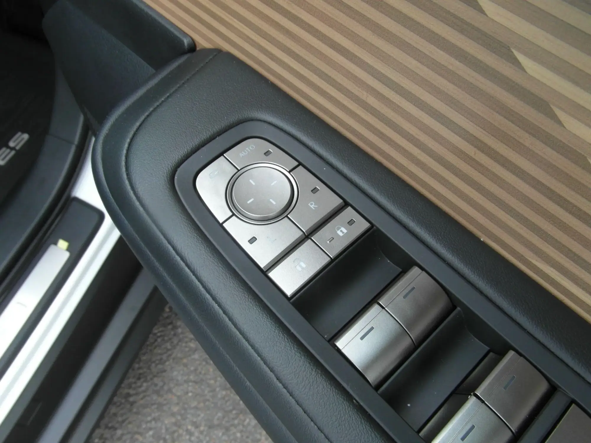 Lexus ES Image 32 Lexus ES Image 32