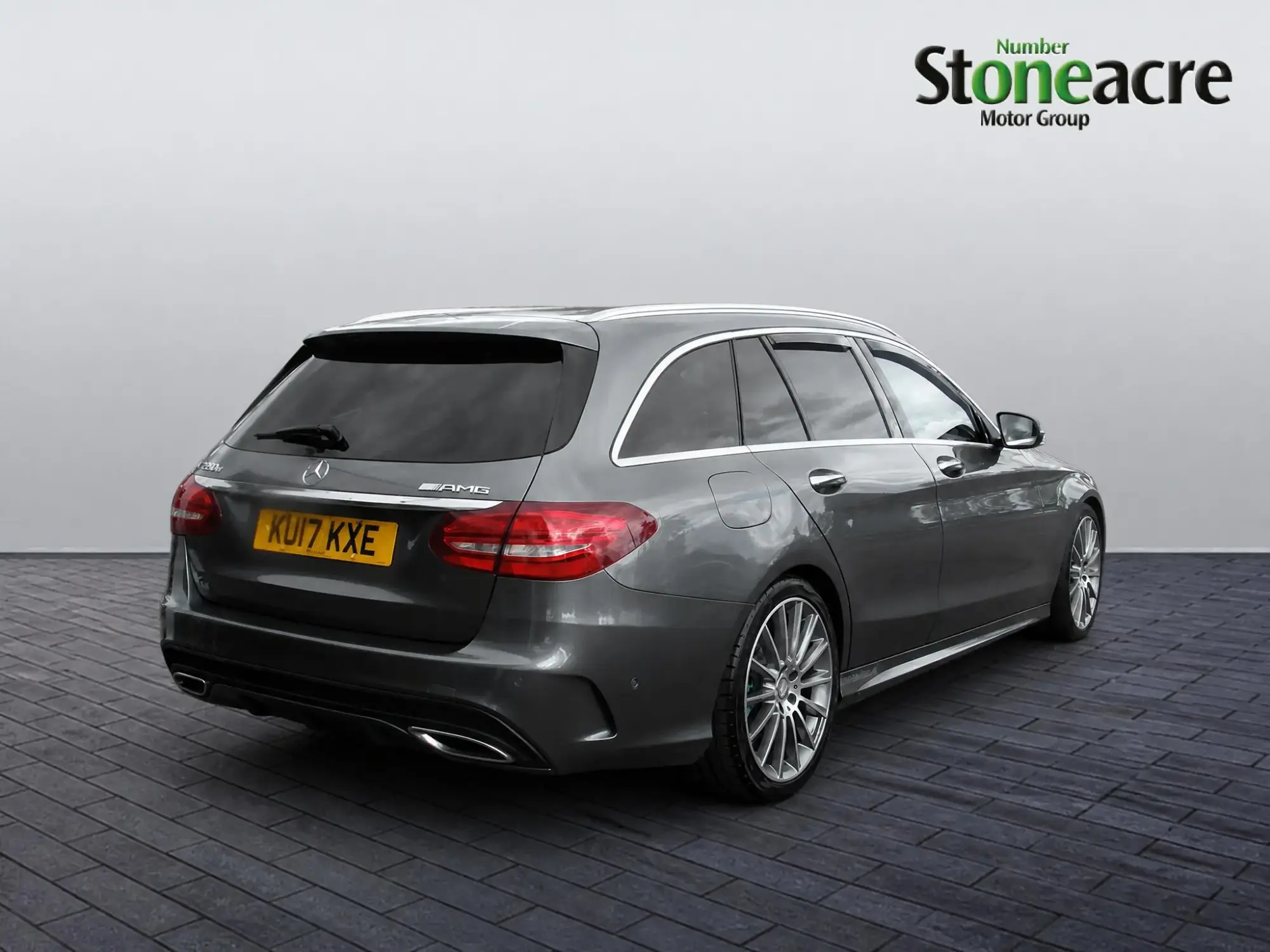 Mercedes-Benz C-Class Image 3 Mercedes-Benz C-Class Image 3