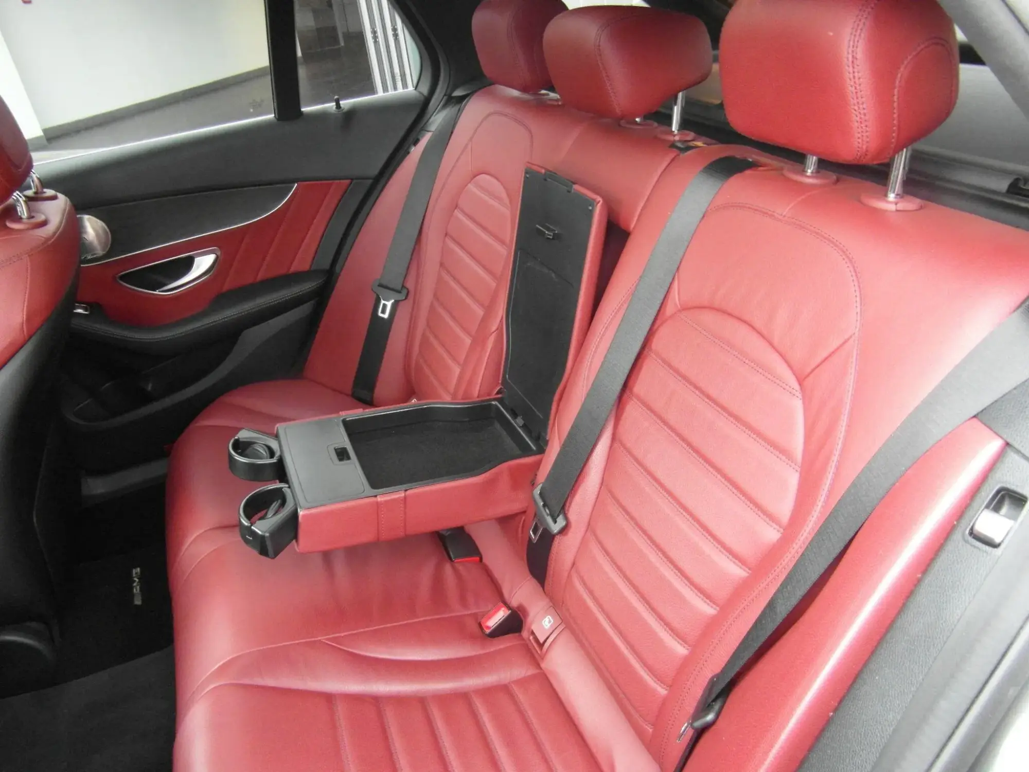 Mercedes-Benz C-Class Image 12 Mercedes-Benz C-Class Image 12