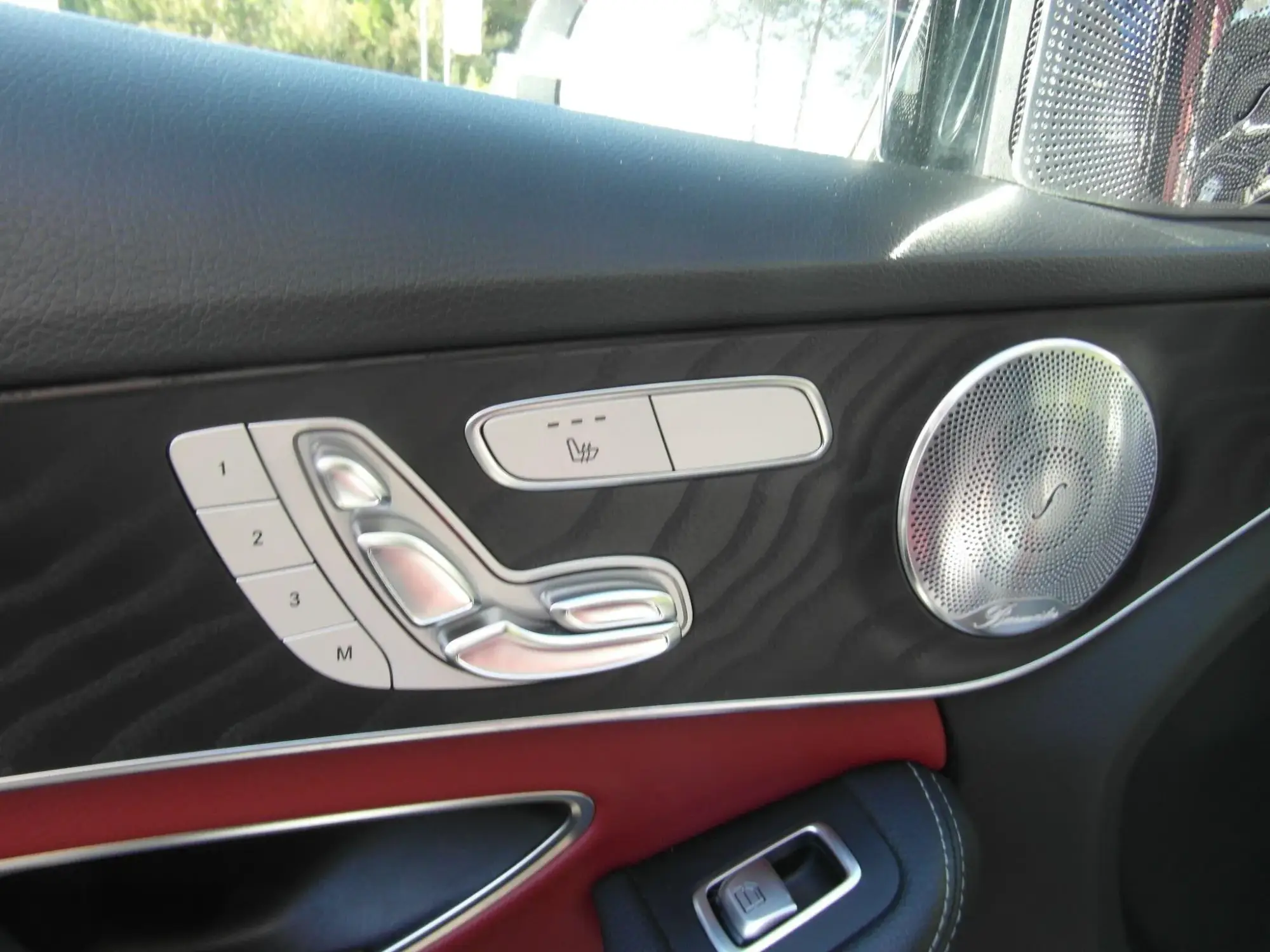 Mercedes-Benz C-Class Image 16 Mercedes-Benz C-Class Image 16