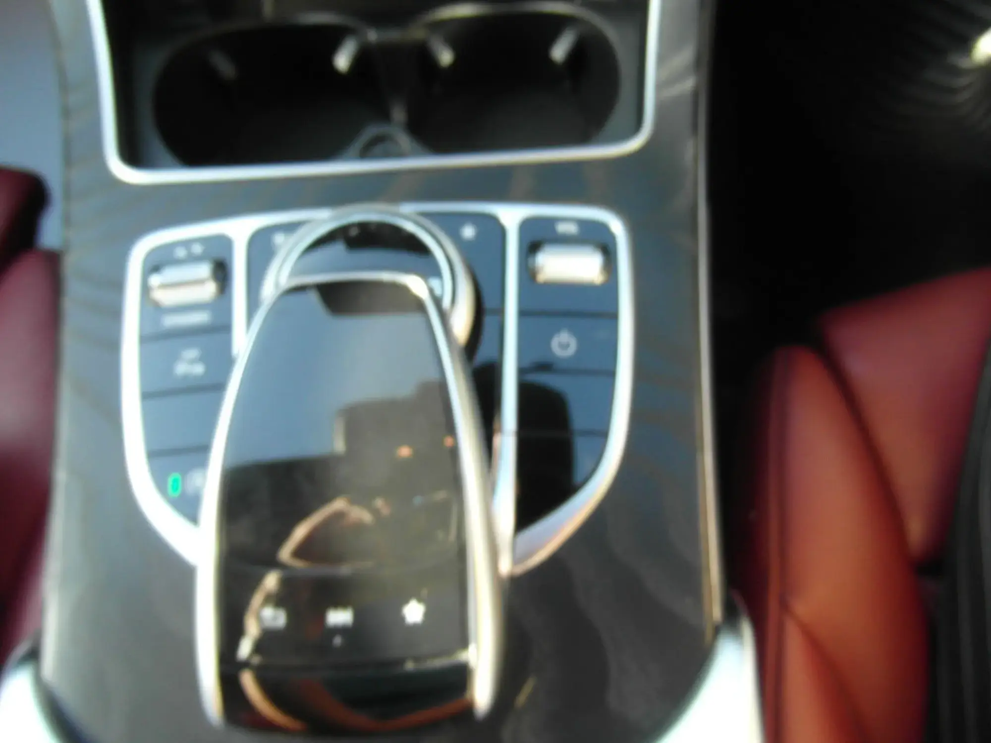 Mercedes-Benz C-Class Image 24 Mercedes-Benz C-Class Image 24