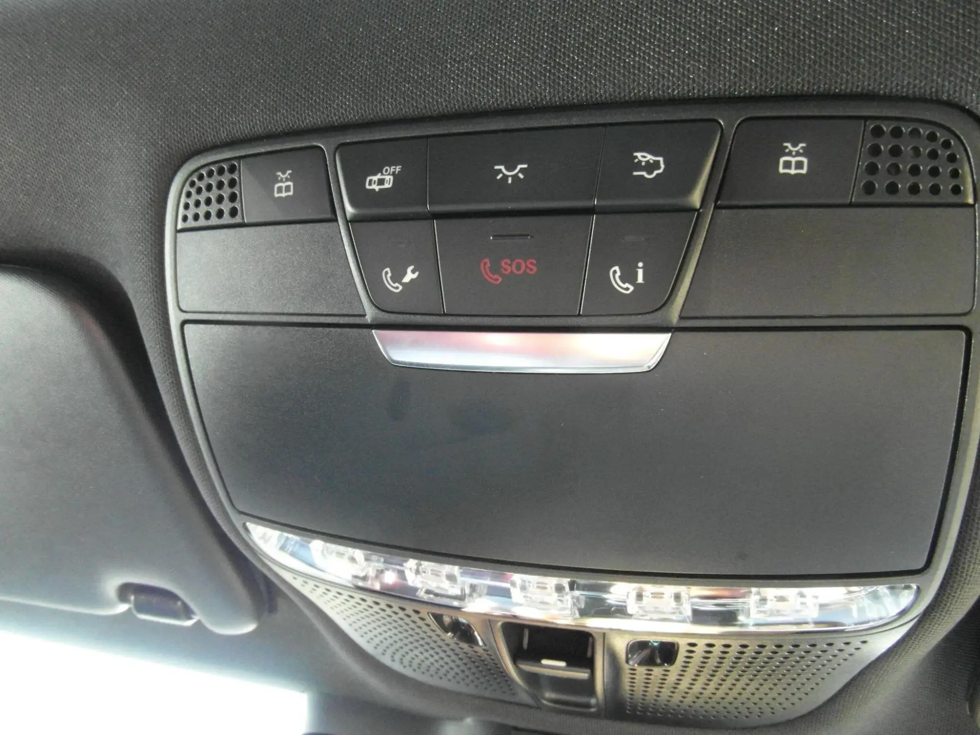 Mercedes-Benz C-Class Image 27 Mercedes-Benz C-Class Image 27