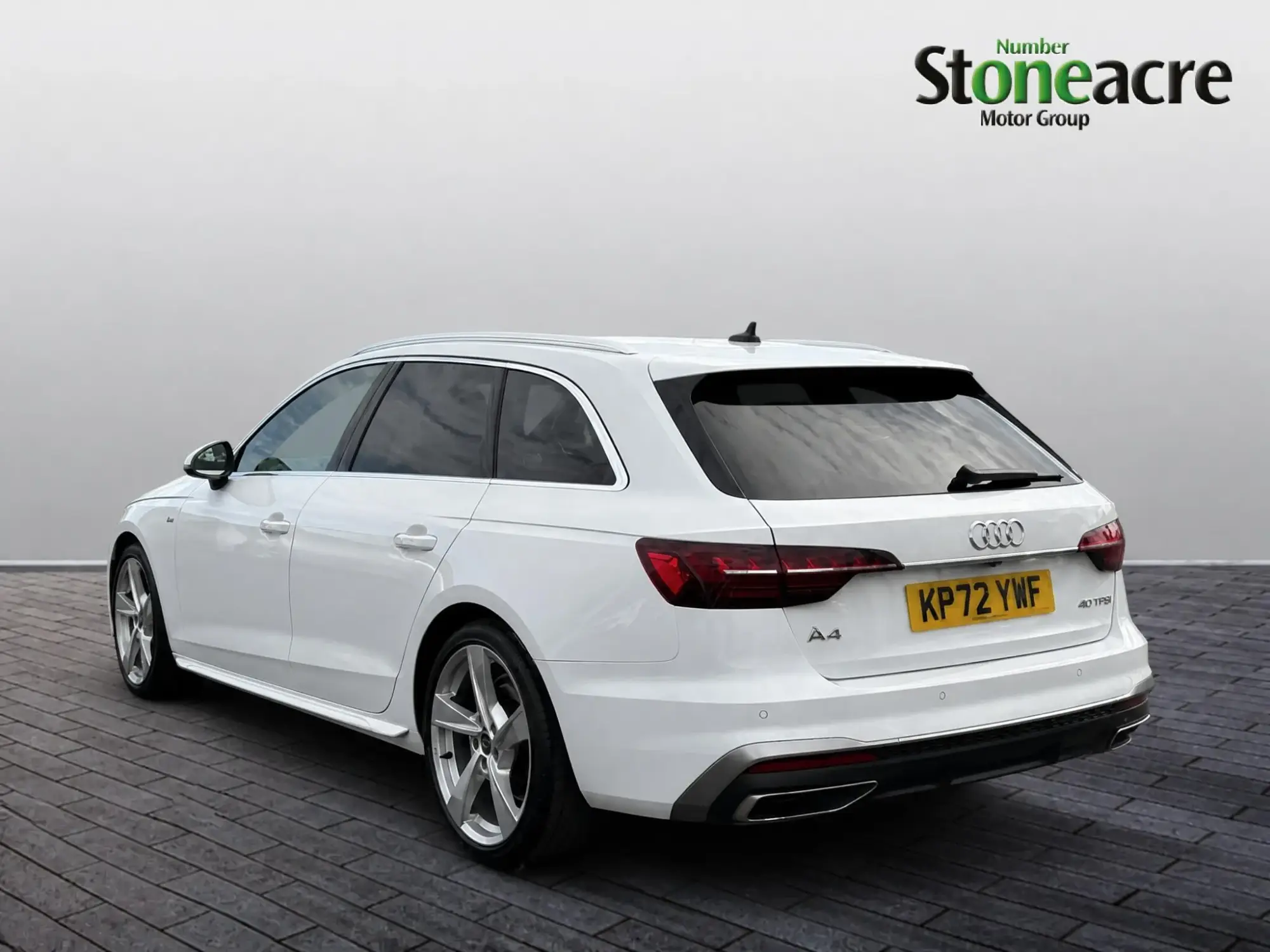 Audi A4 Avant Image 5